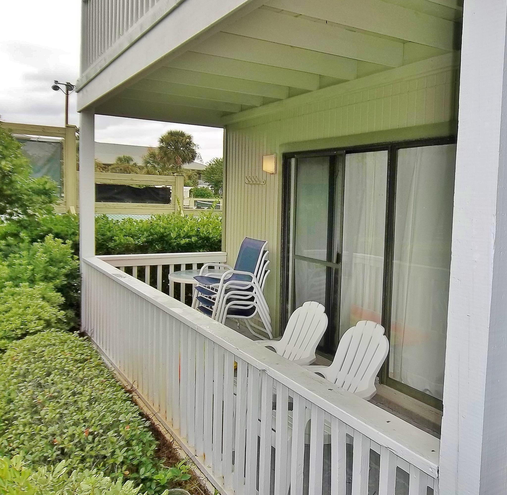 BEACHWOOD VILLAS CONDO - Residential