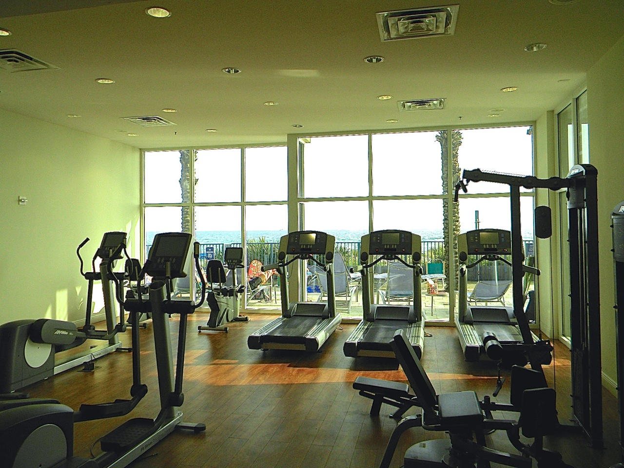 STERLING BREEZE - Residential