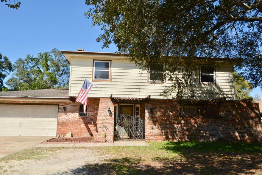 REO. Home is located on a large beautifully-landscaped lot in a subdivision with underground utilities. Formal living room, formal dining room, and family room kitchen combination. Family room has a gas fireplace and built-in bookcases. Large 40x23 in-ground pool. THIS PROPERTY IS NOW UNDER AUCTION TERMS. ALL OFFERS SHOULD BE SUBMITTED THROUGH www.AUCTION.COM THIS PROPERTY IS SUBJECT TO A 5% BUYERS PREMIUM PURSUANT TO THE AUCTION TERMS AND CONDITIONS (MINIMUMS MAY APPLY). ALL AUCTION ASSETS WILL BE SOLD SUBJECT TO SELLER APPROVAL. AUCTION BIDDING BEGINS 05/26/2019 AND CONCLUDE ON 05/28/2019.