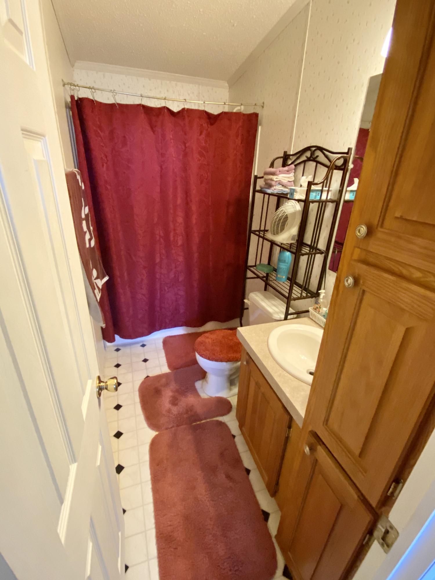 TOWN OF SANTA ROSA - Residential