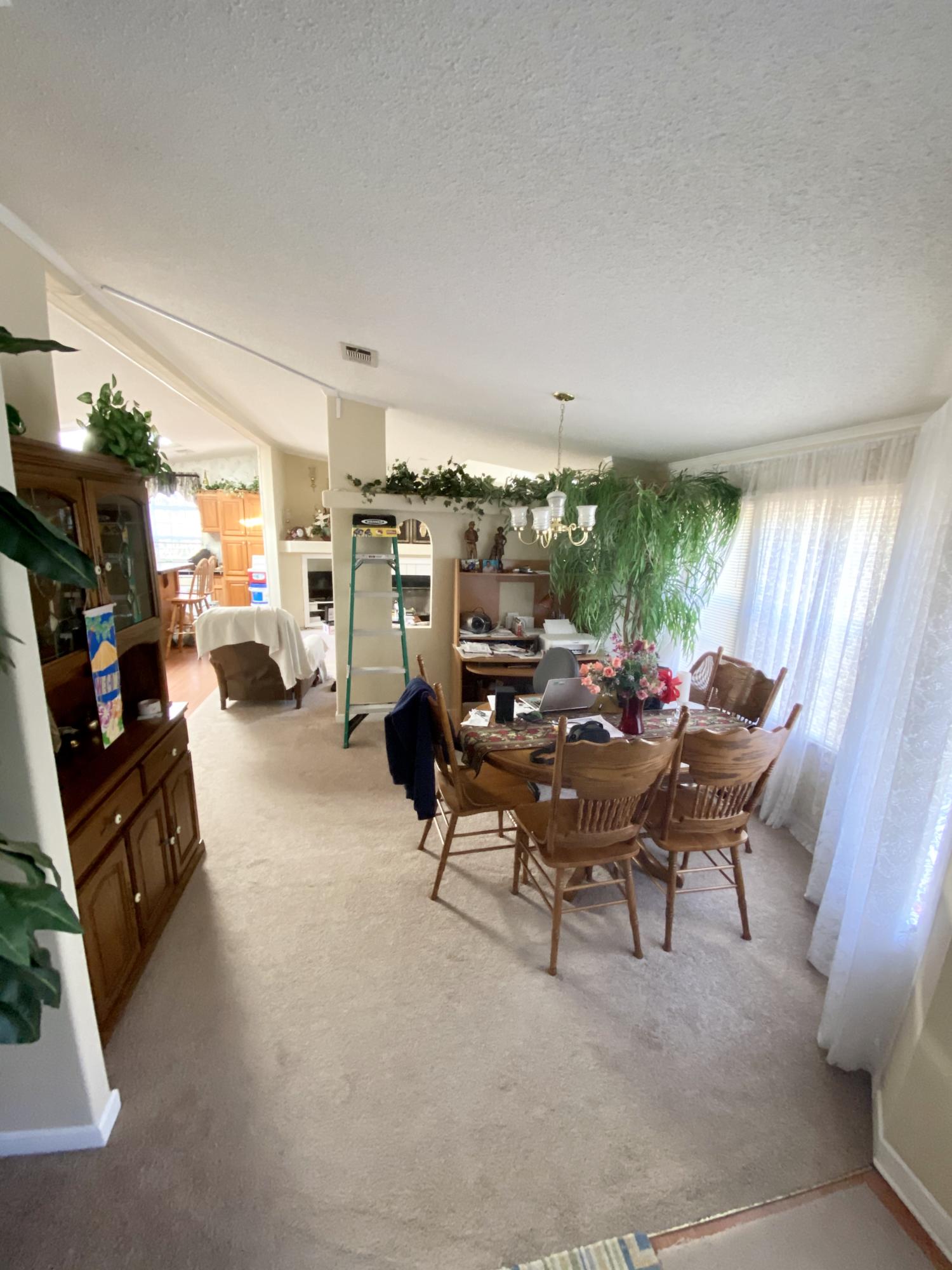 TOWN OF SANTA ROSA - Residential