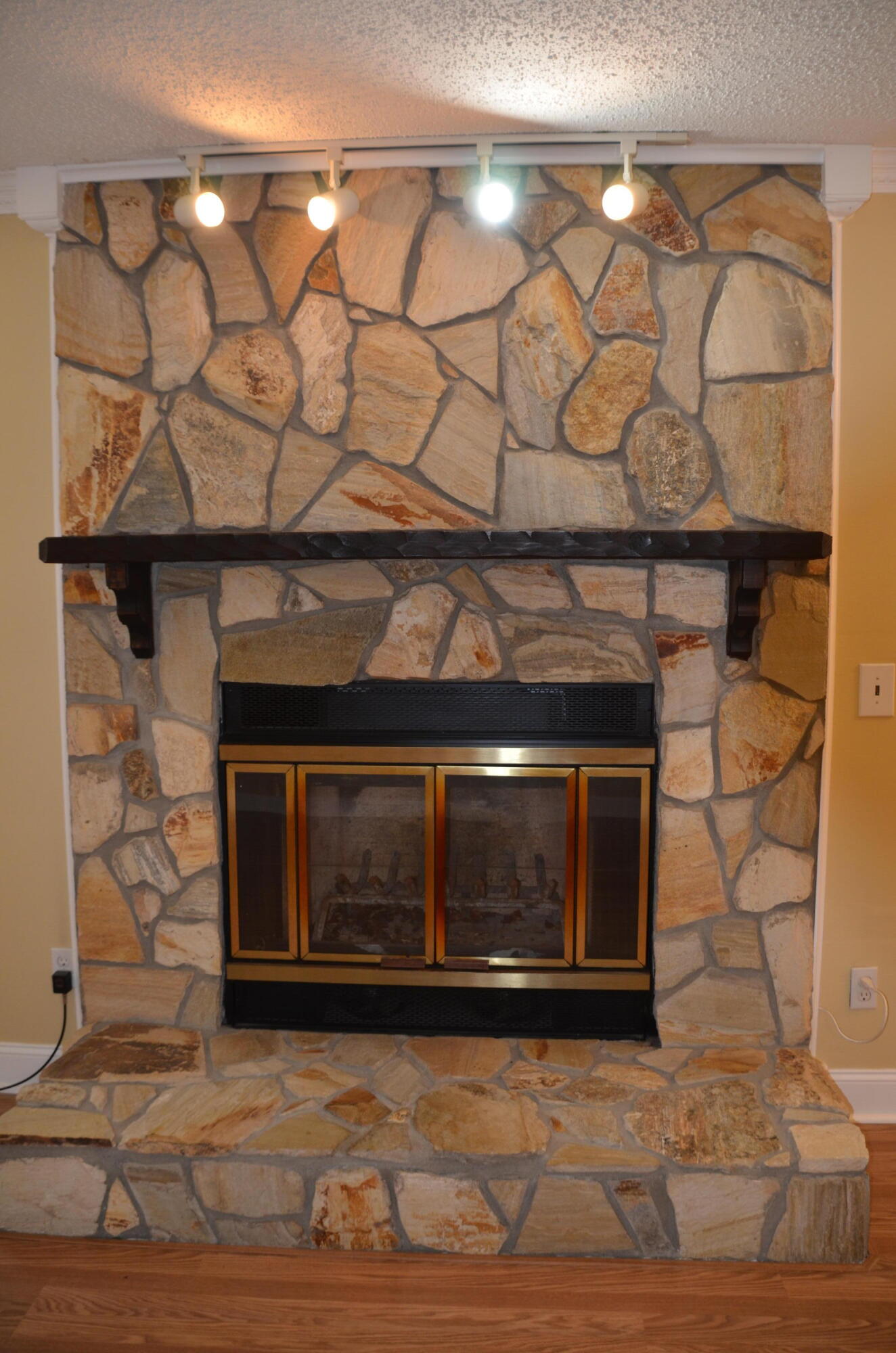 SPRING LAKE #2 - Residential