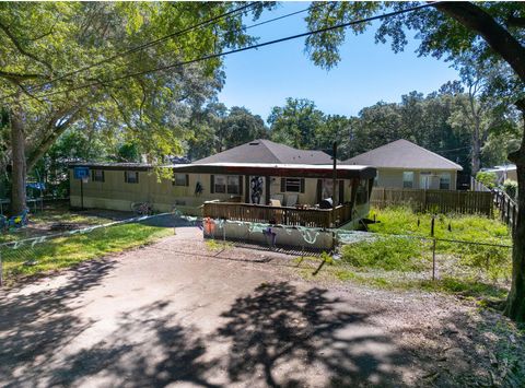 Photo of 765 pinecrest Lane, Fort Walton Beach, FL 32547 (MLS # 987897)