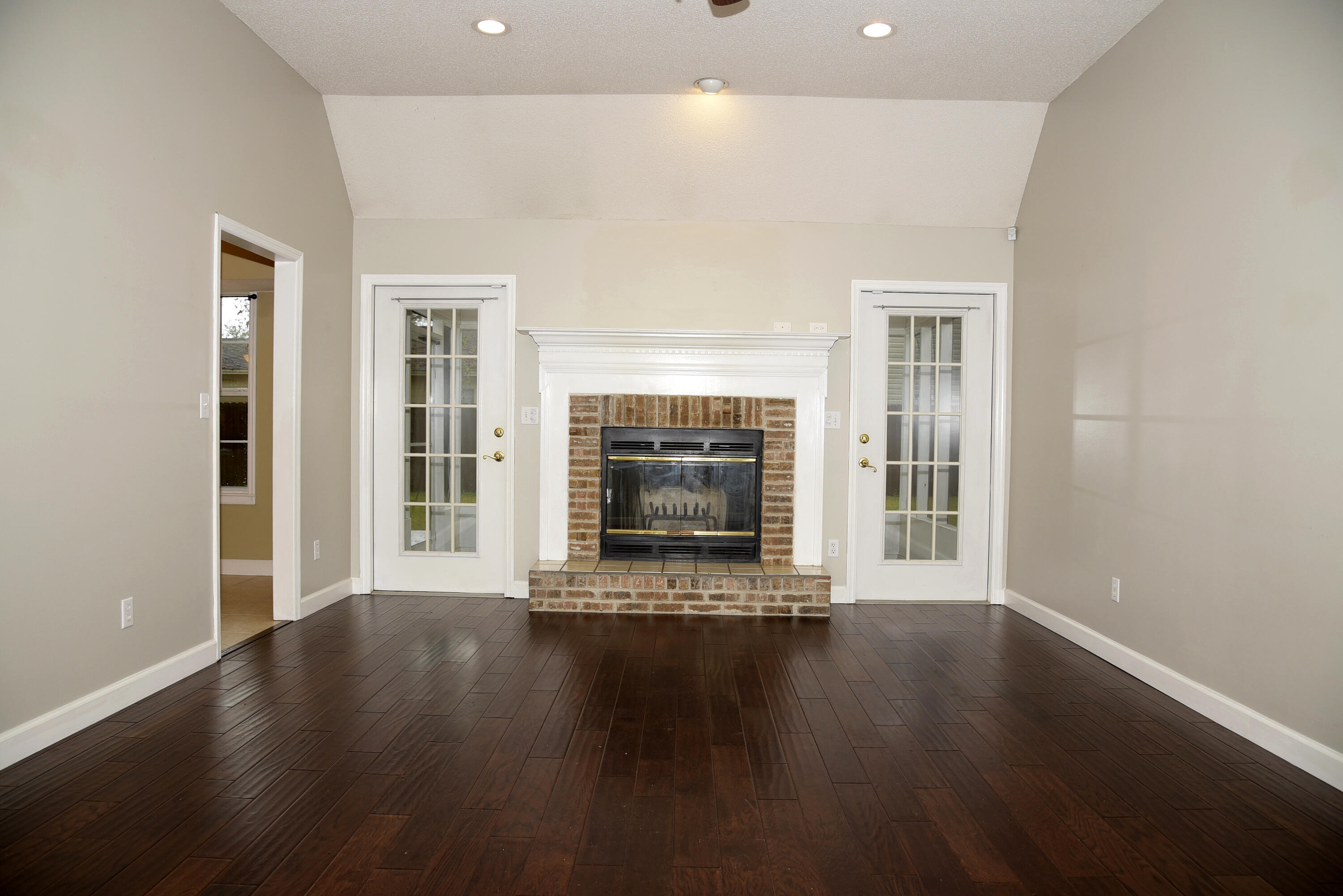 PARKWOOD PLACE AT BLUEWATER BAY - Residential Lease