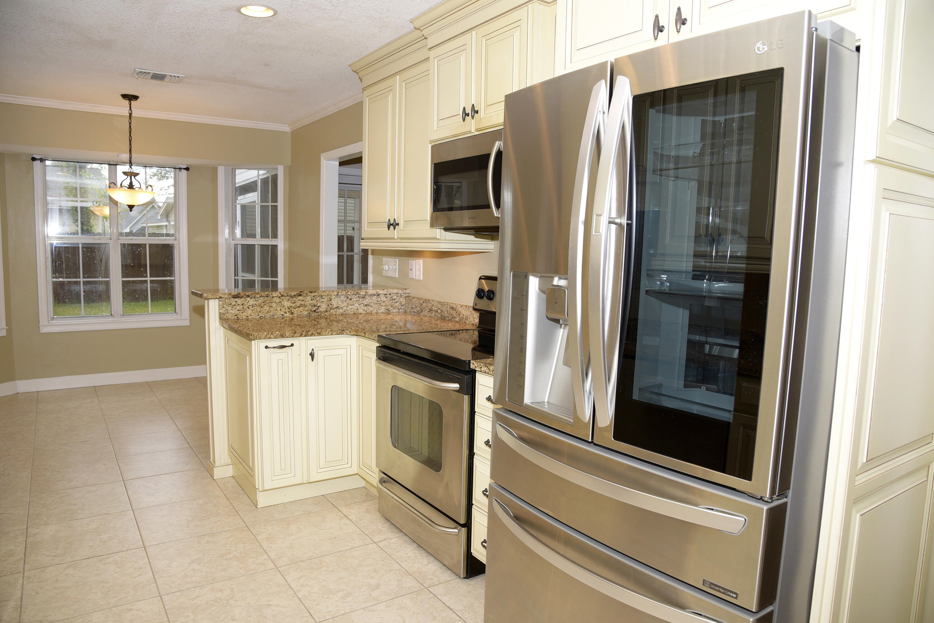 PARKWOOD PLACE AT BLUEWATER BAY - Residential Lease