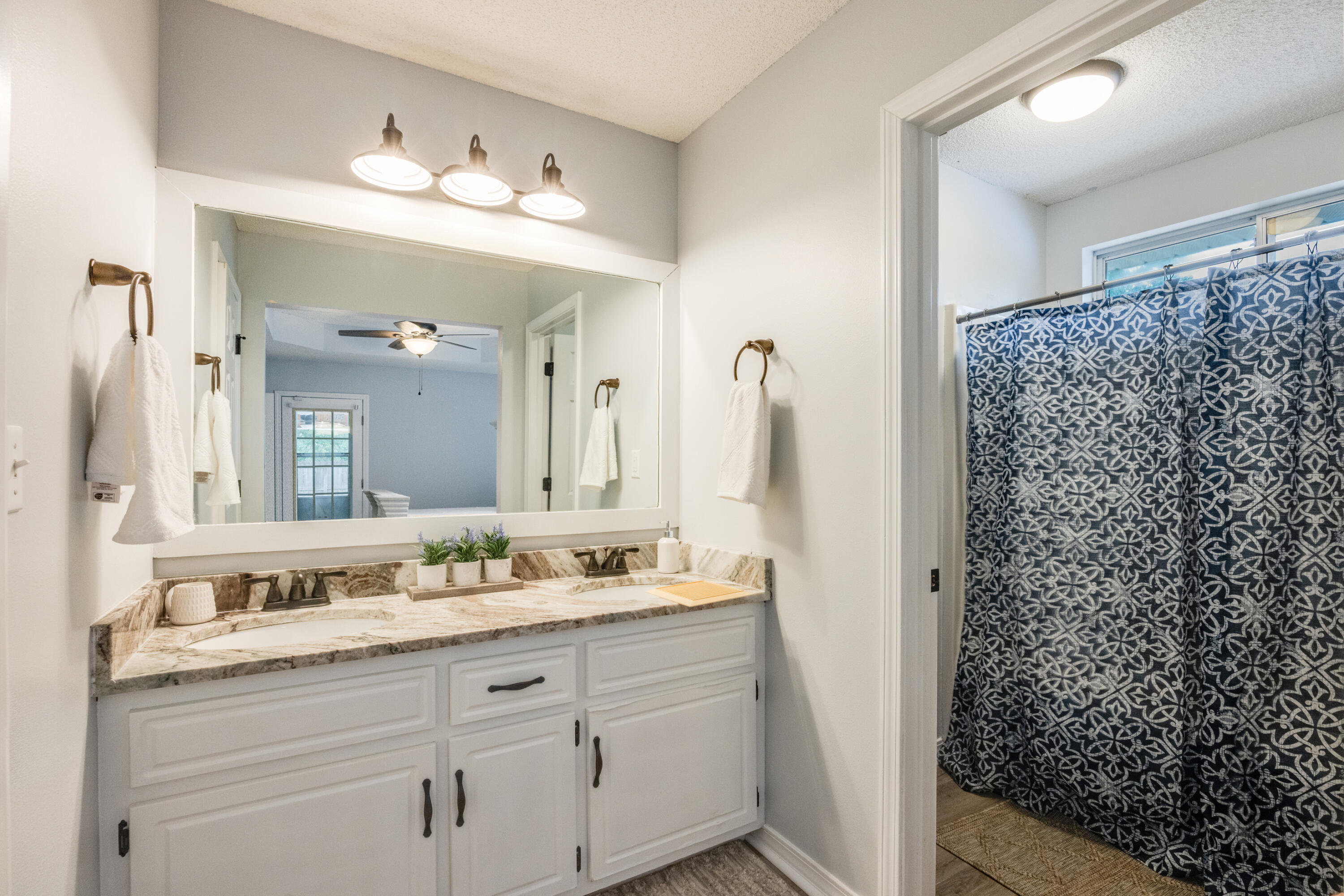 EAST BAKER - Residential