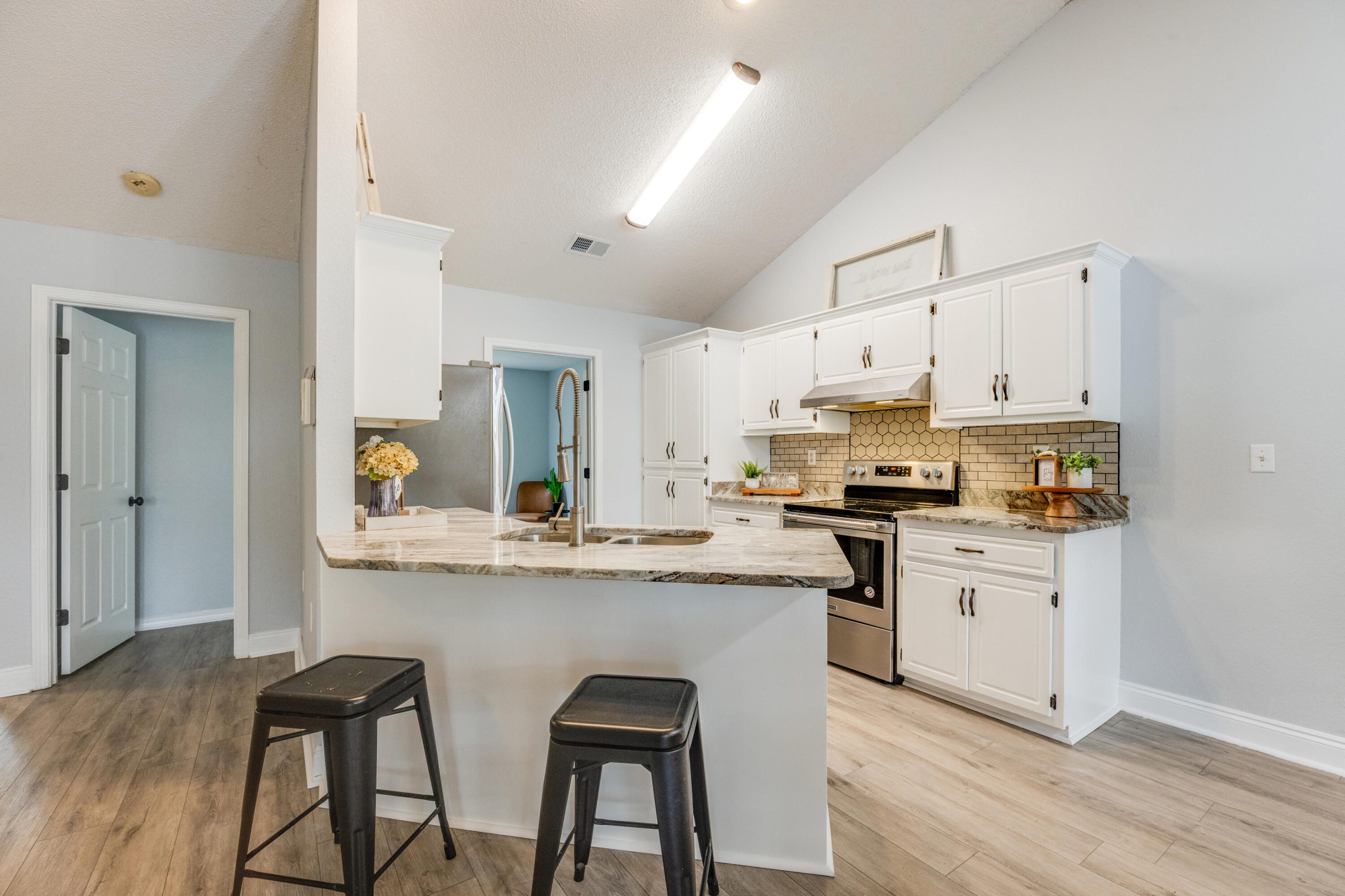 EAST BAKER - Residential