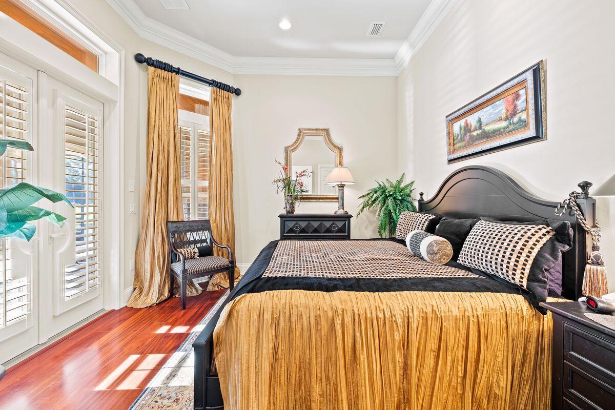 BURNT PINE - Residential