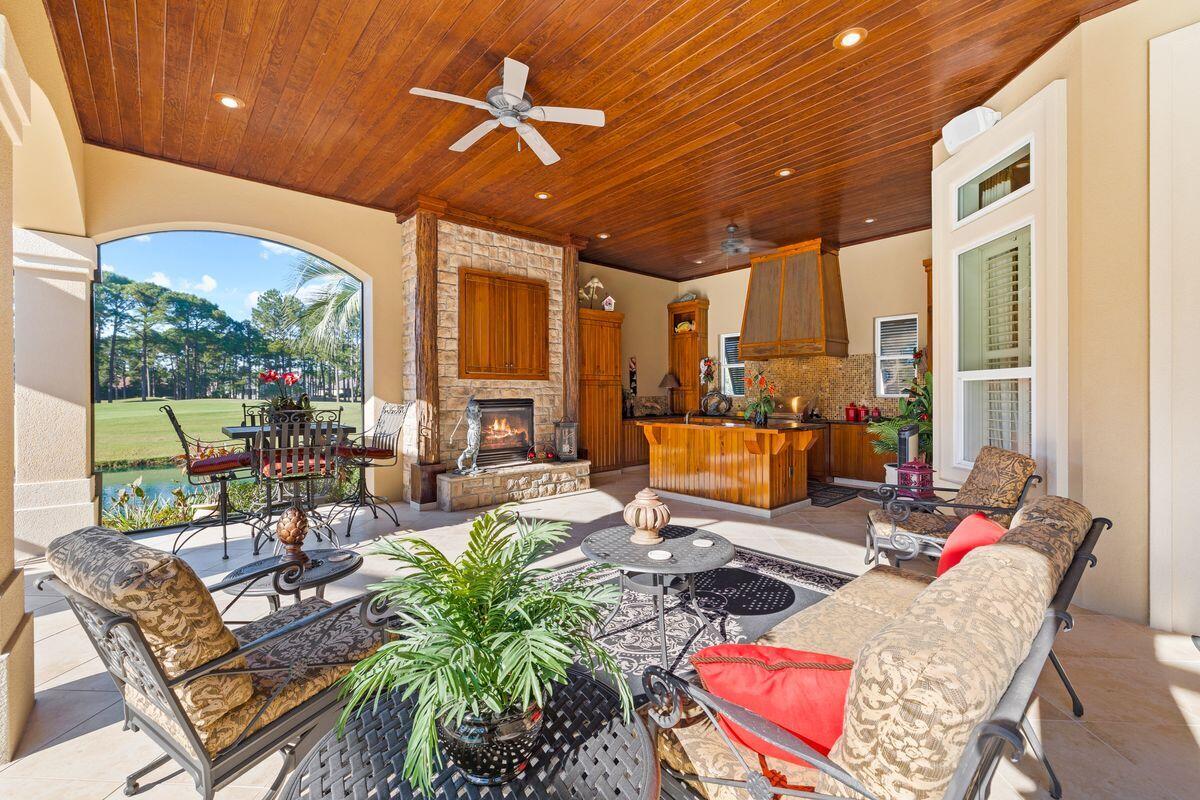 BURNT PINE - Residential