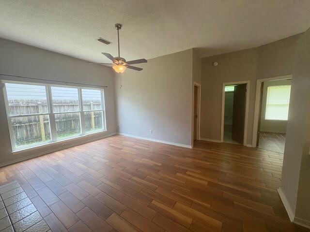 WILLOW BEND PH 2 - Residential Lease