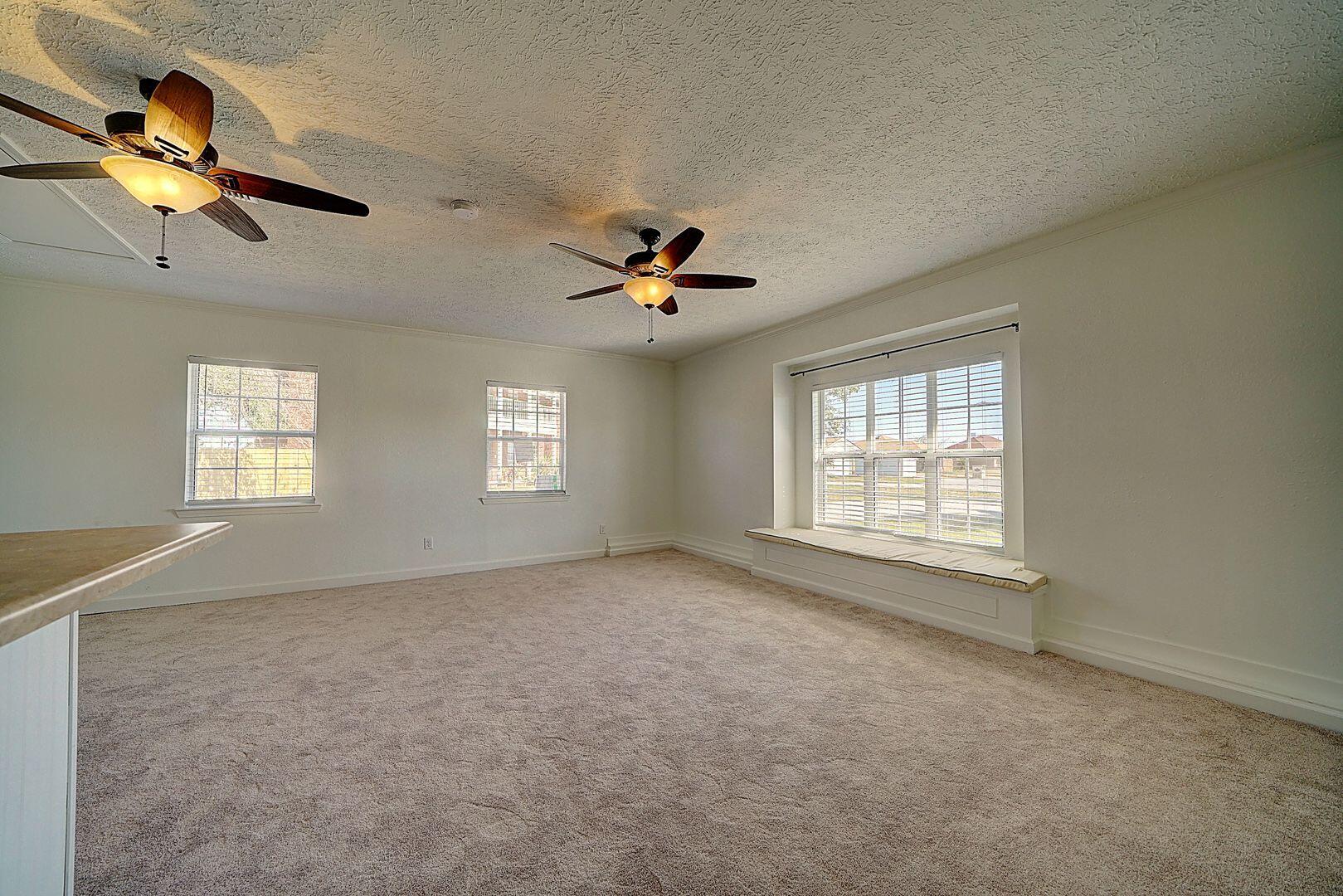 SPRINGLAKE - Residential