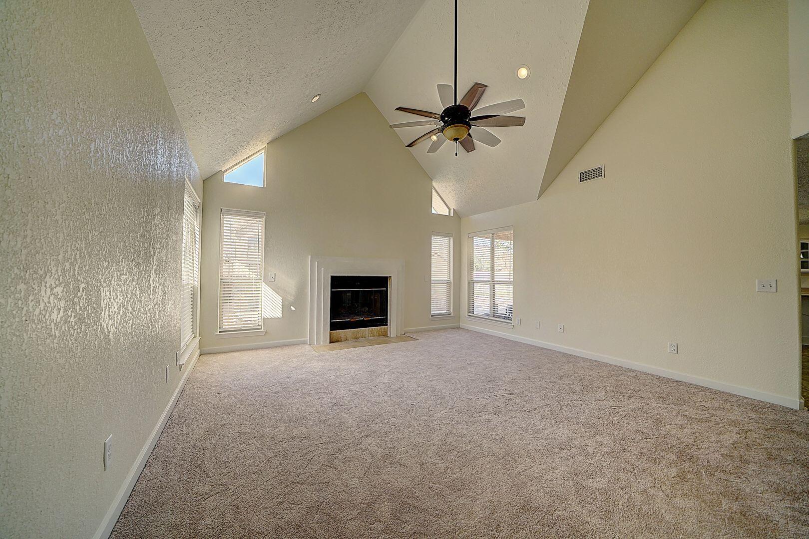 SPRINGLAKE - Residential