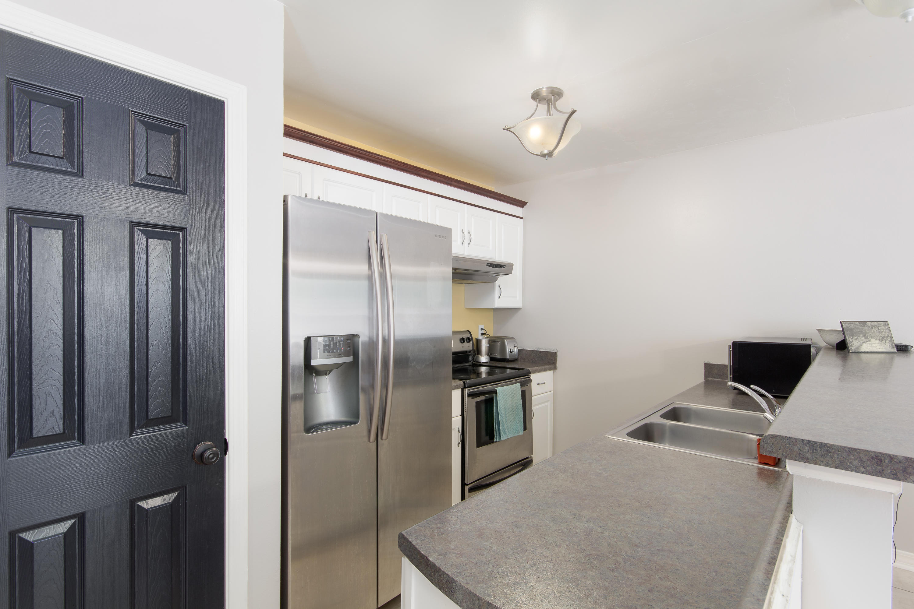 DOMENICAS COVE T/H - Residential