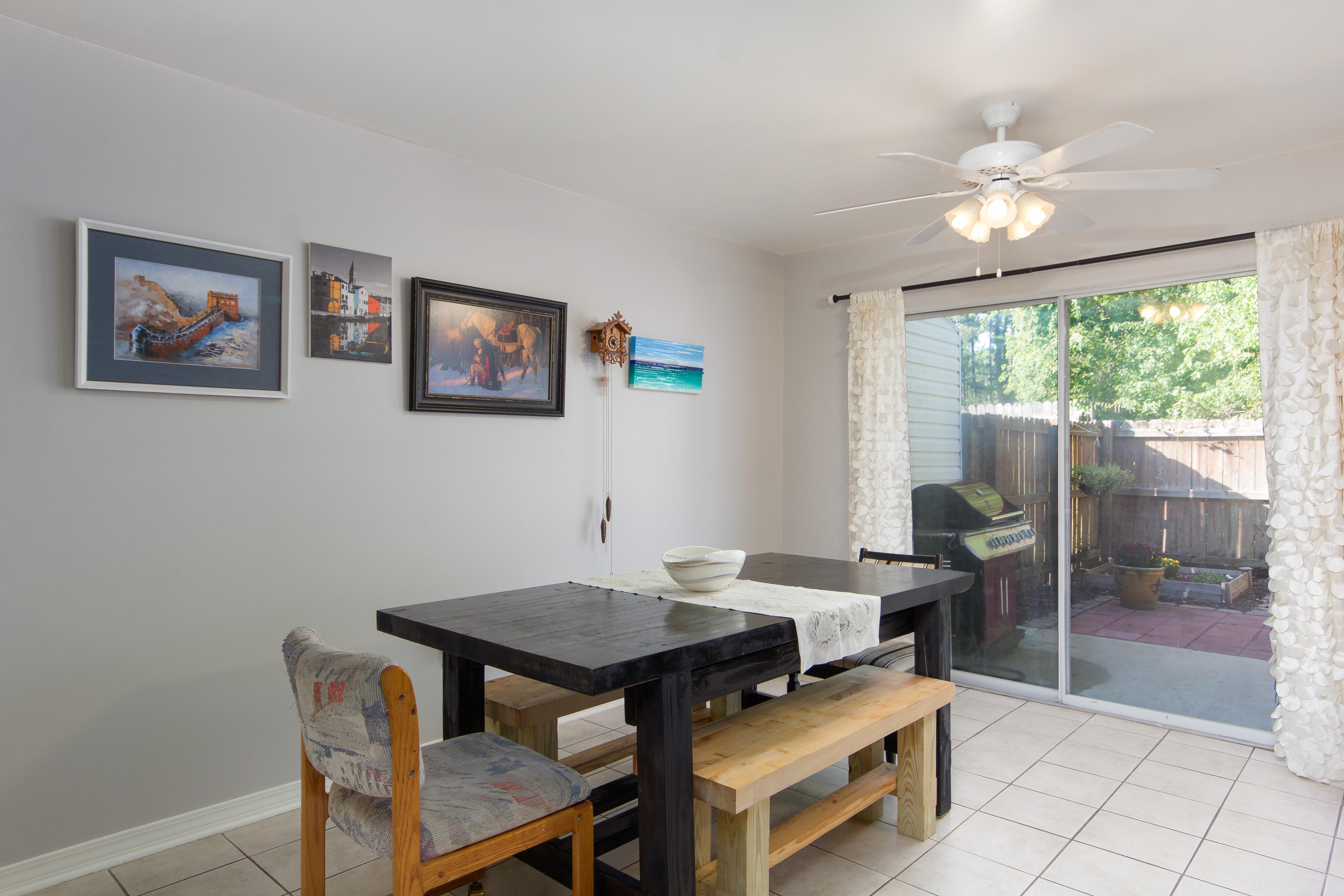 DOMENICAS COVE T/H - Residential