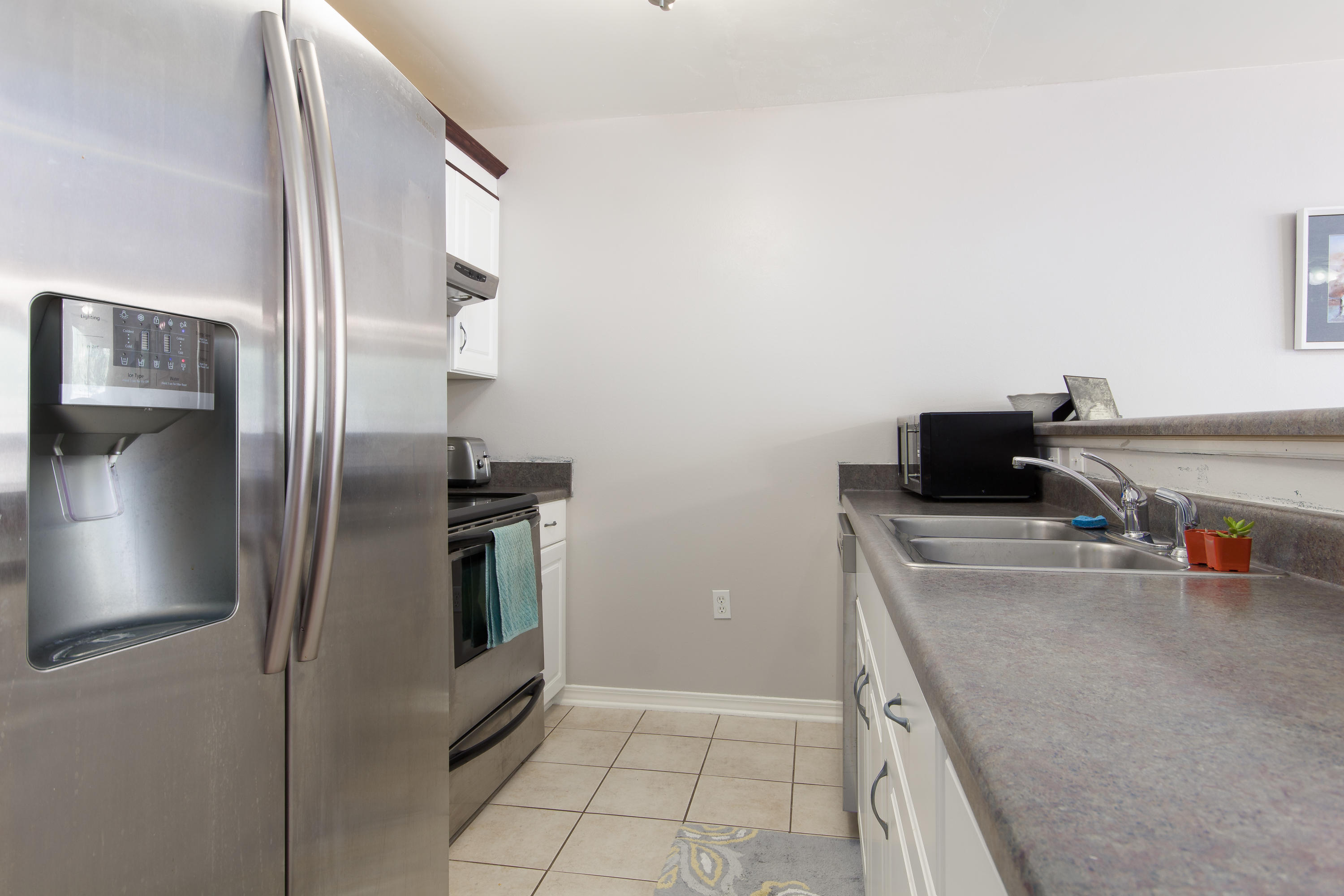 DOMENICAS COVE T/H - Residential