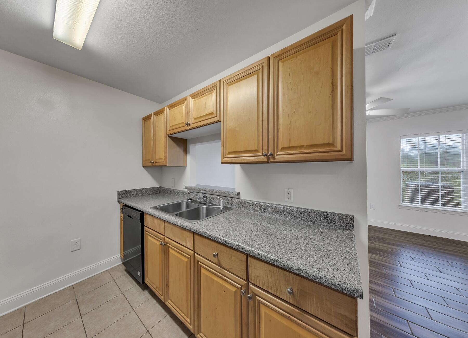 EAGLES LANDING S/D - Residential Lease