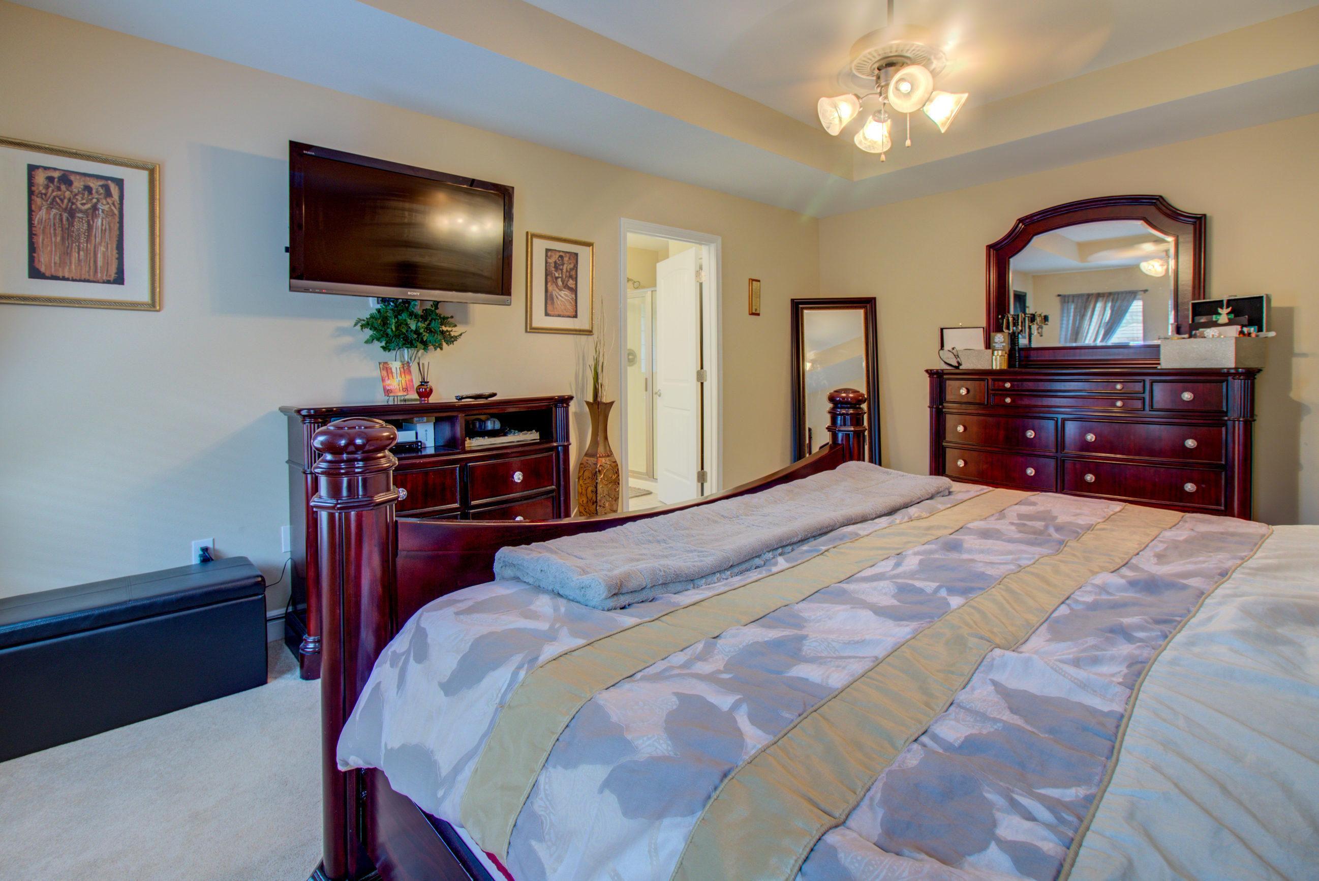 SUMMERSET ESTATES - Residential Lease