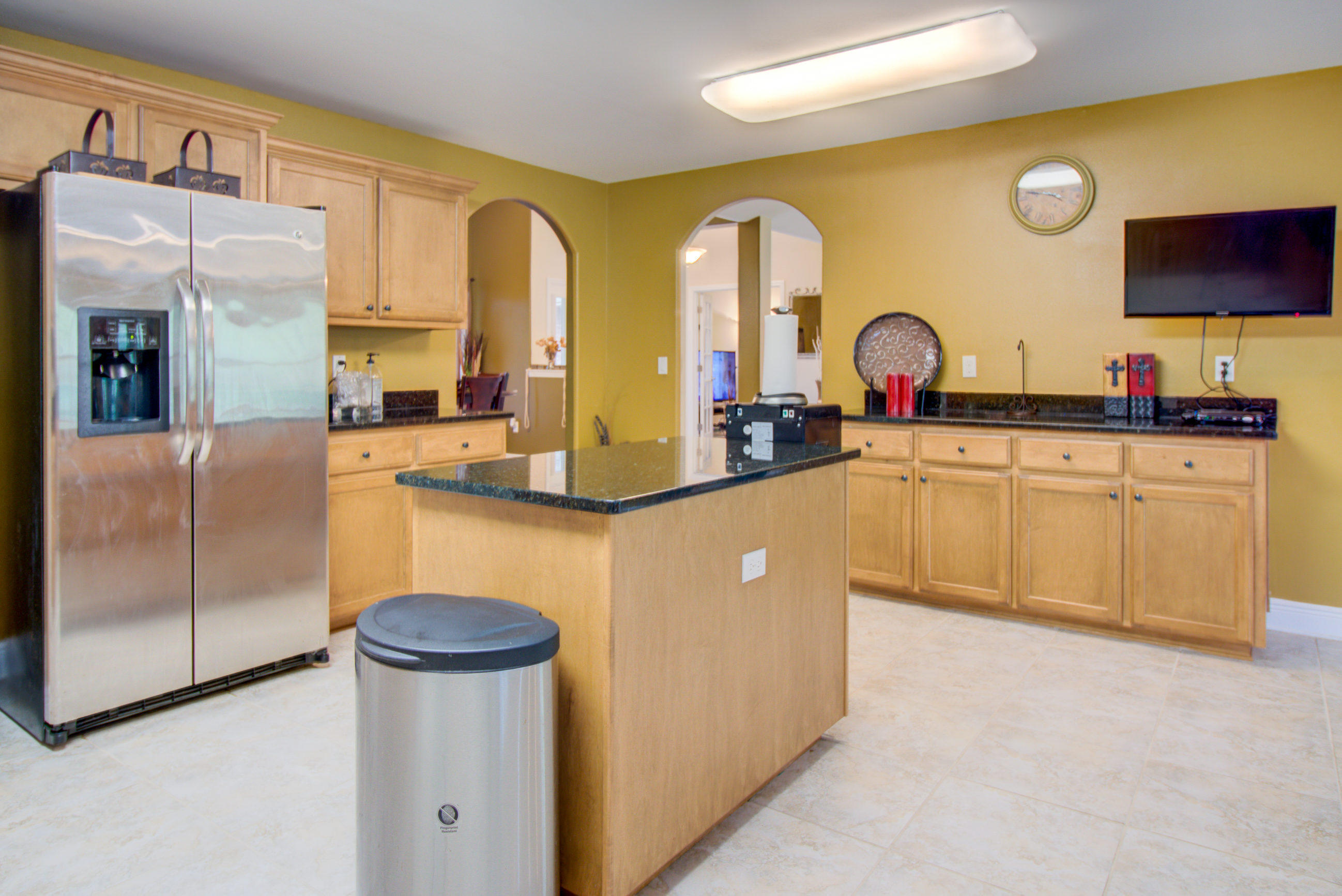 SUMMERSET ESTATES - Residential Lease