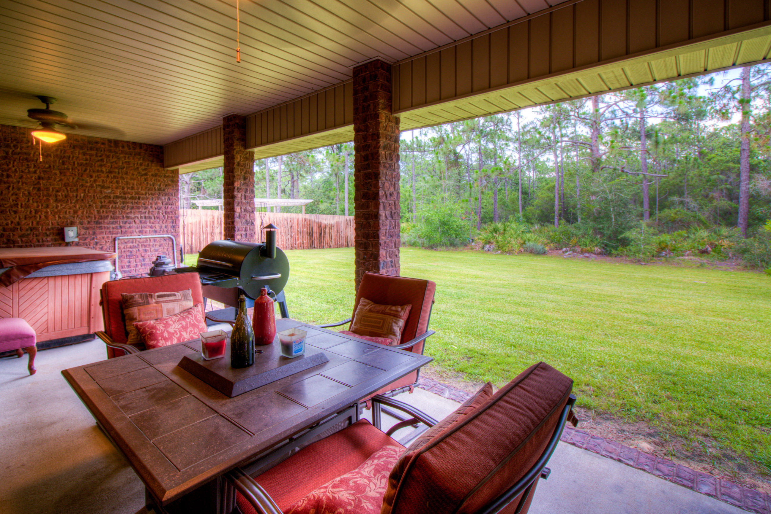 SUMMERSET ESTATES - Residential Lease