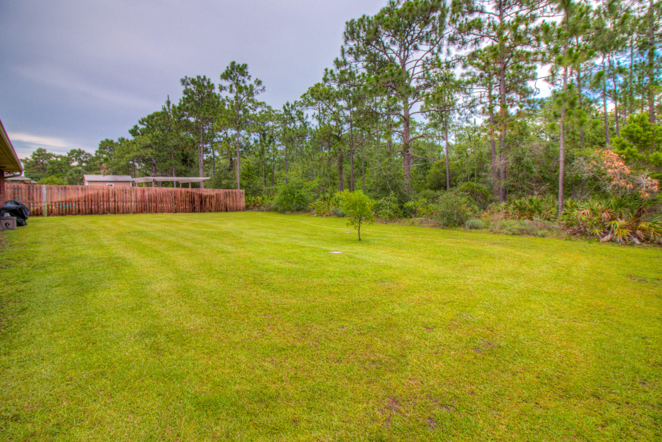 SUMMERSET ESTATES - Residential Lease