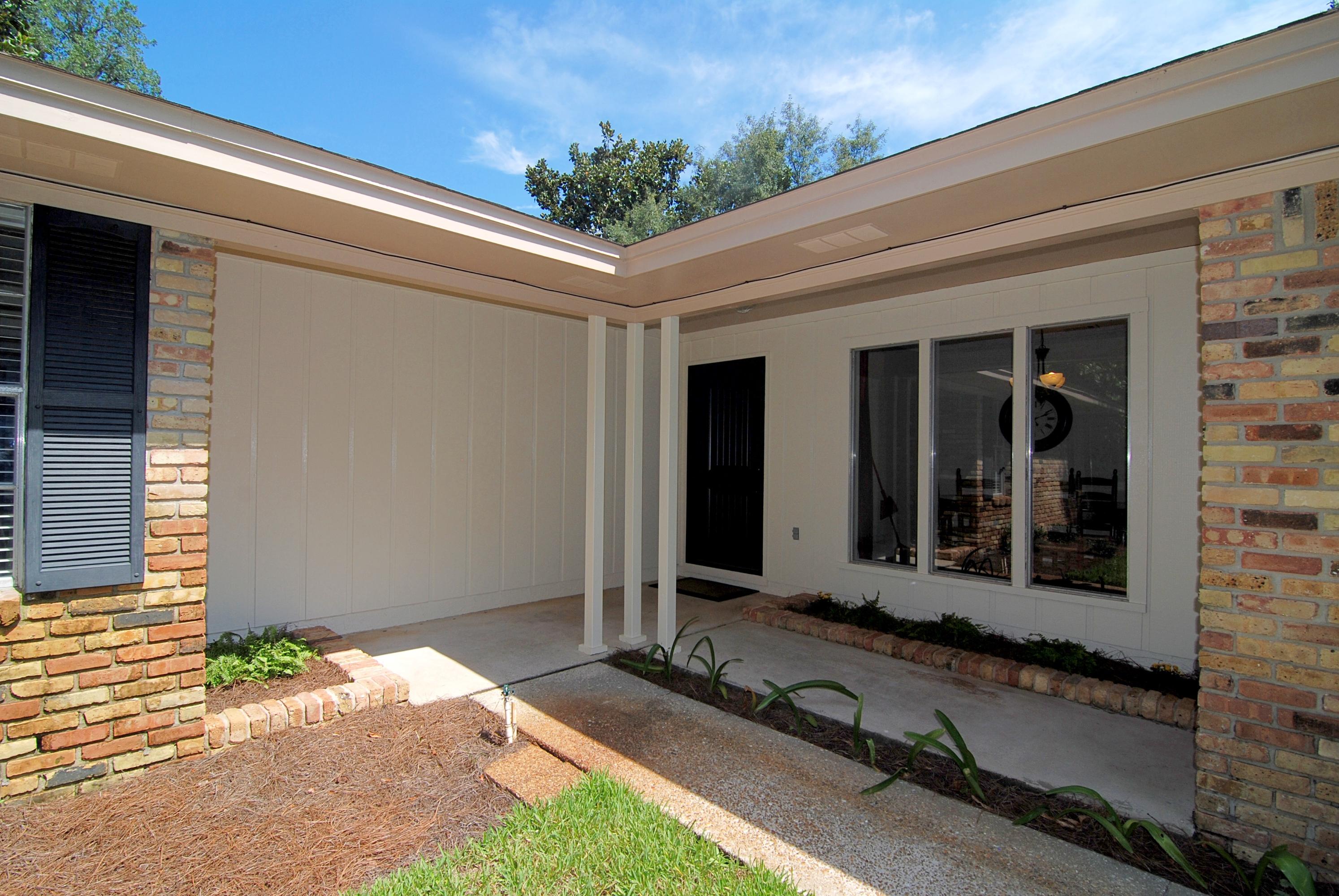 BAY WOODS - Residential