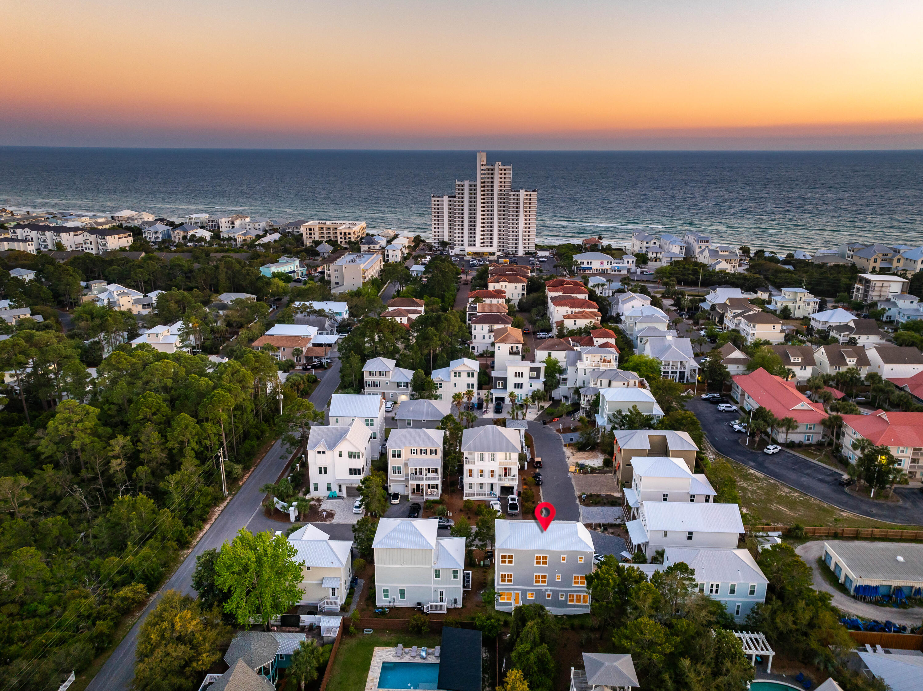 COTTAGES AT SEAGROVE - Residential