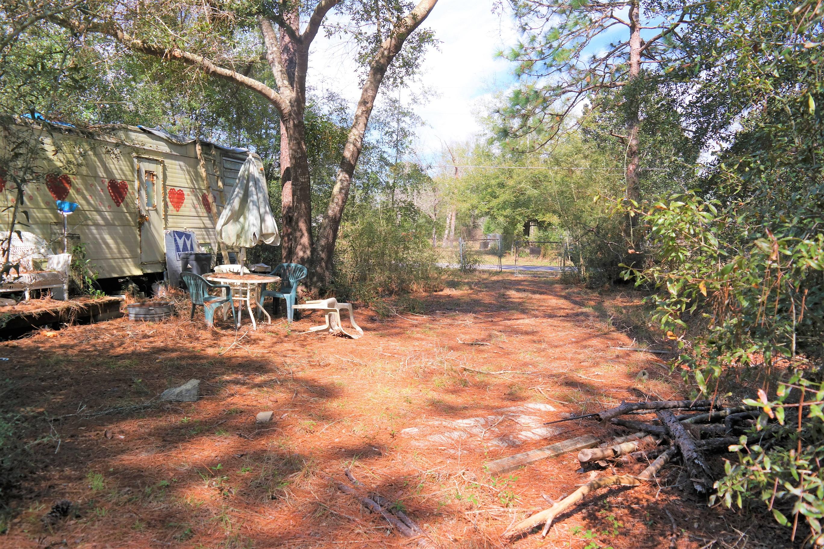 IMPERIAL LAKES 2 - Land