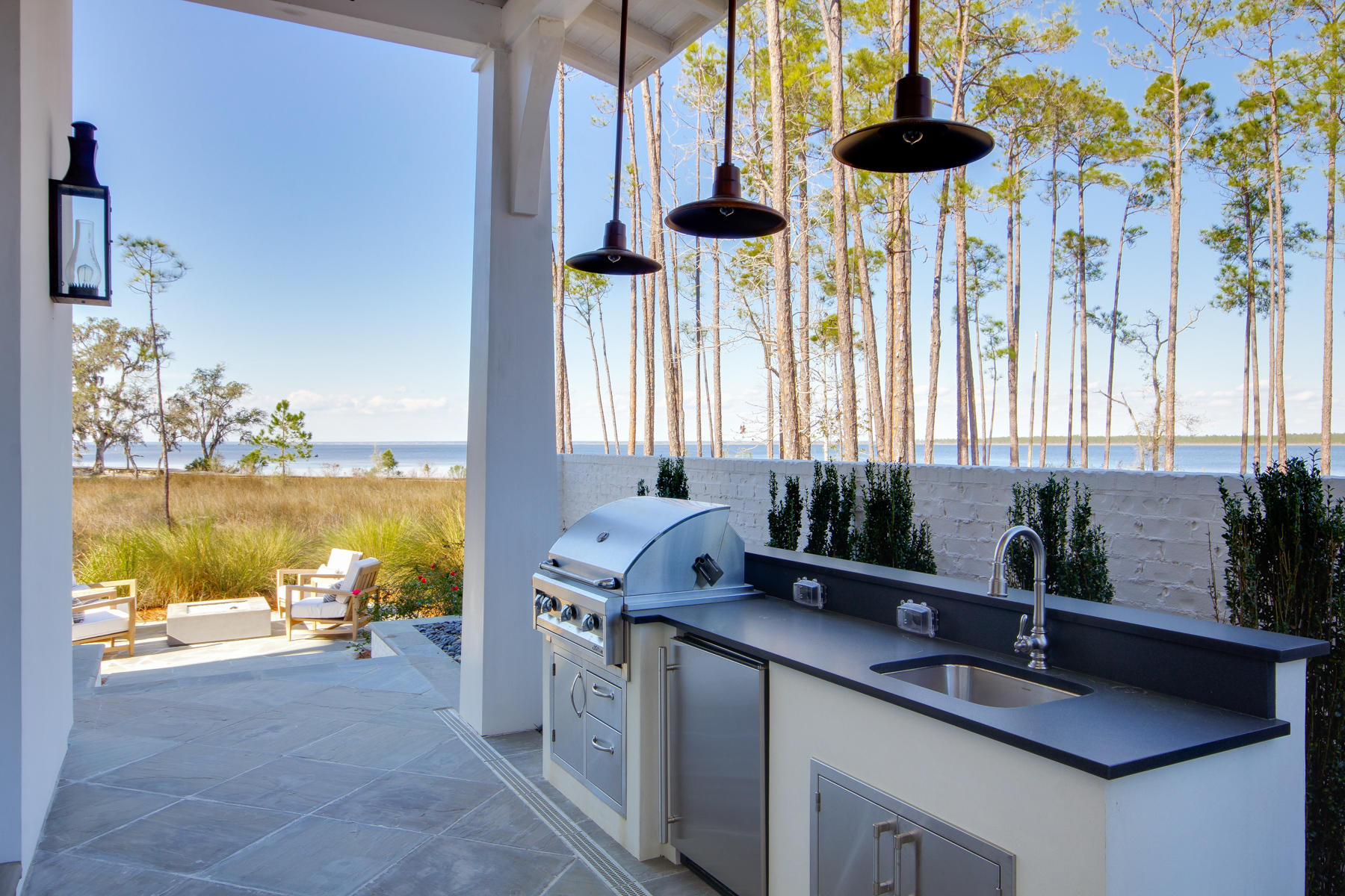 CHURCHILL OAKS - Residential