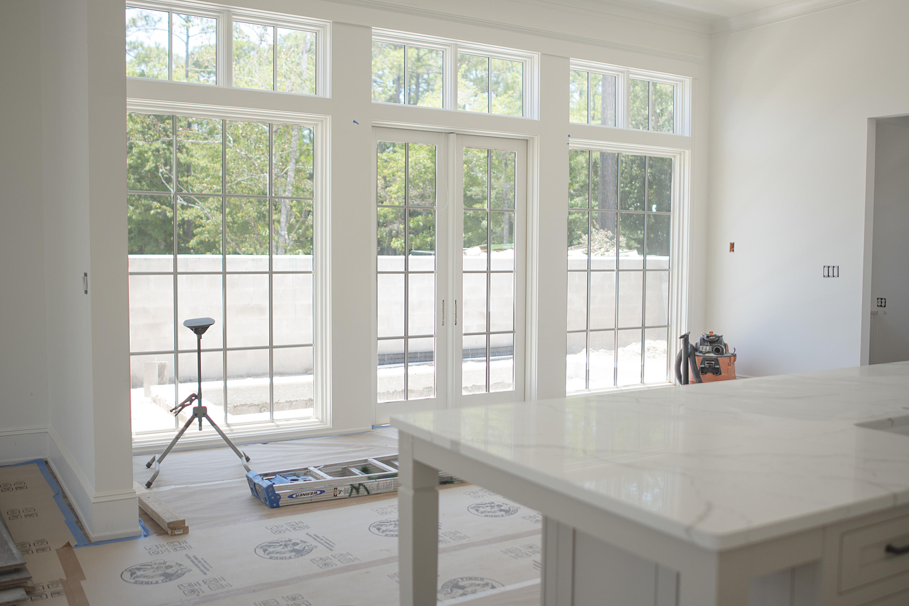 CHURCHILL OAKS - Residential