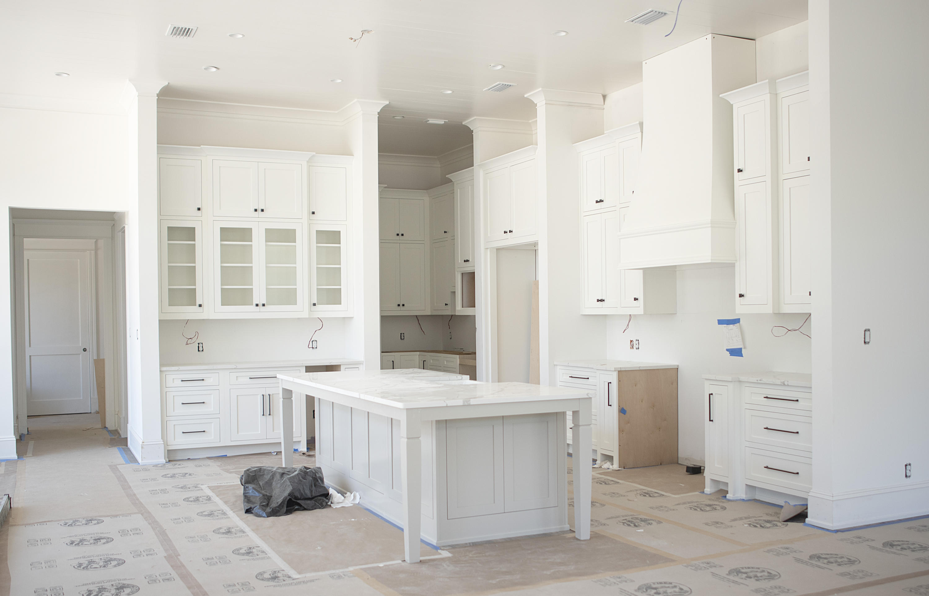 CHURCHILL OAKS - Residential