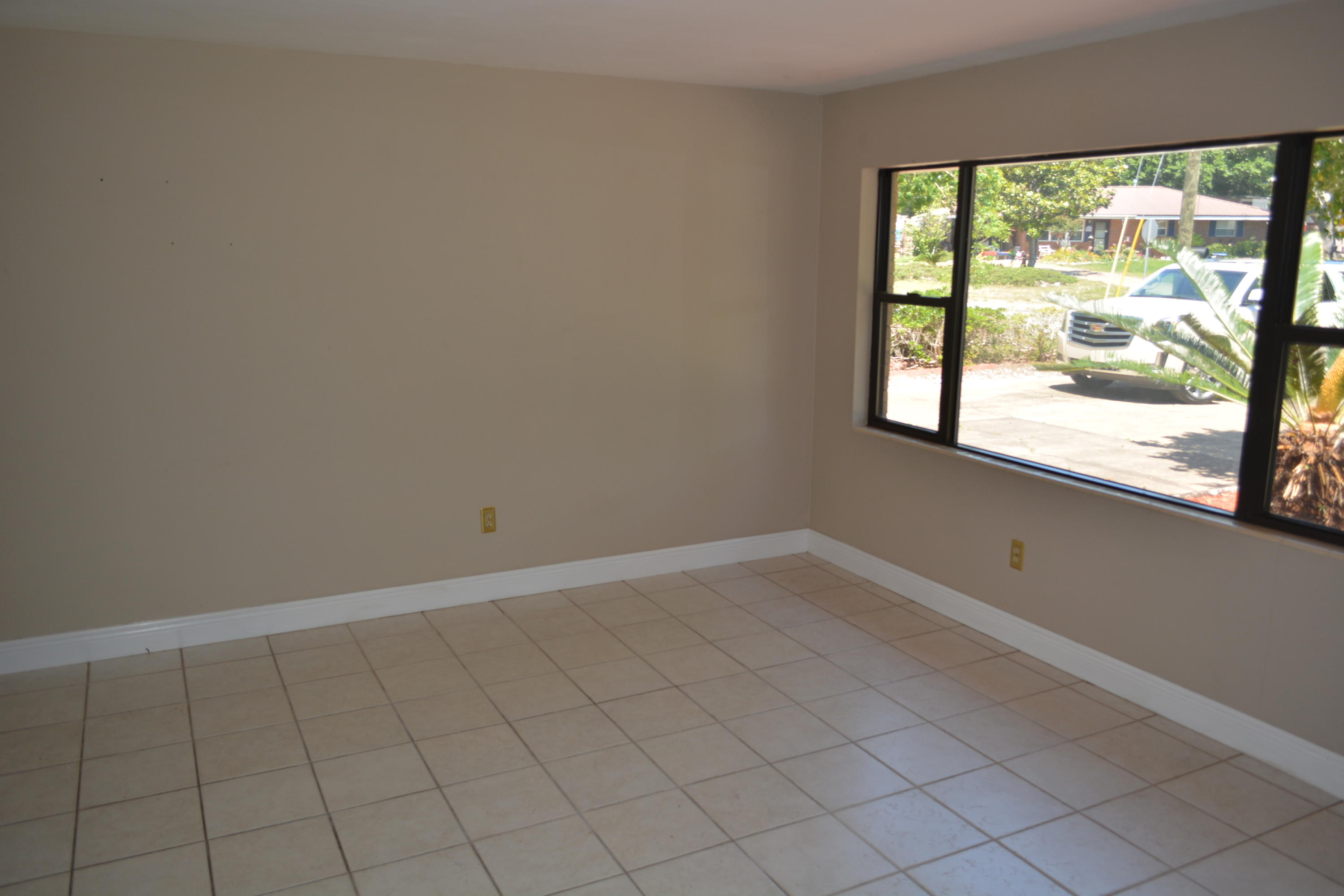 VESTA HEIGHTS 1ST ADDN - Residential