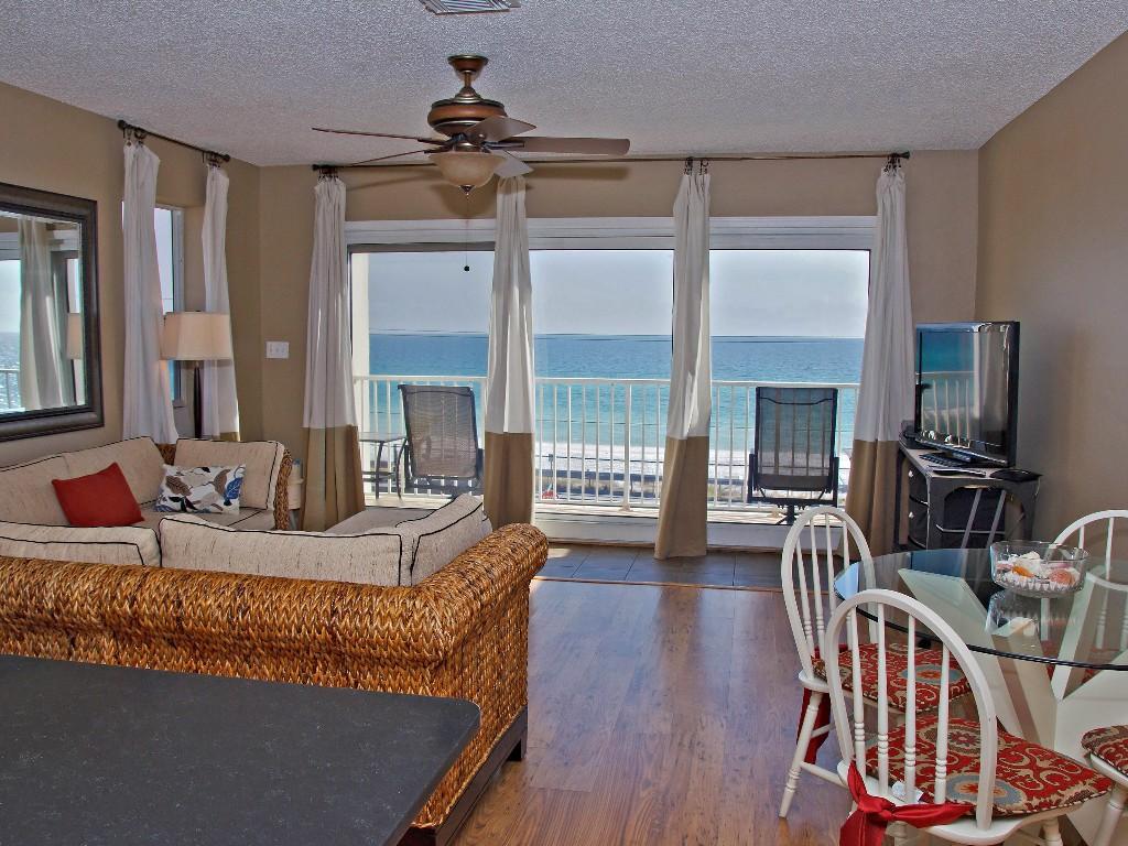 MARAVILLA CONDO 1 - Residential