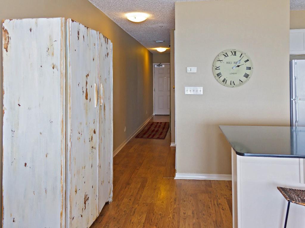 MARAVILLA CONDO 1 - Residential