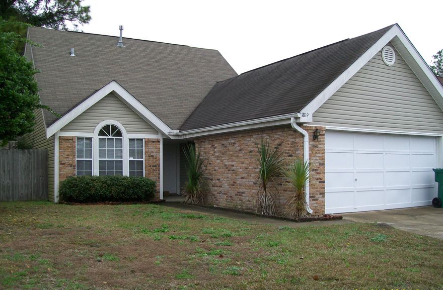 Single level 3 bedroom, 2 bath home with a 2 car garage in North Fort Walton Beach. Vinyl siding exterior and a fenced in yard. The bedrooms are carpeted and all other areas have hard surface floors (tile & laminate). The laundry room is on the interior (not in the garage). Professional photos to come.
