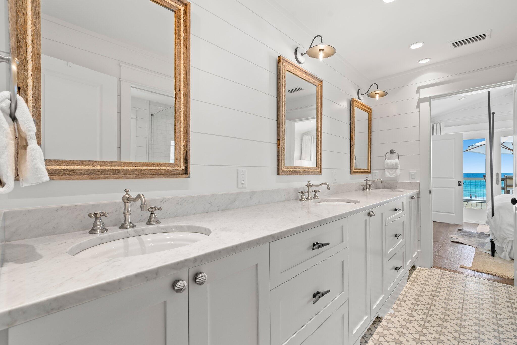 GULF LAGOON BEACH - Residential