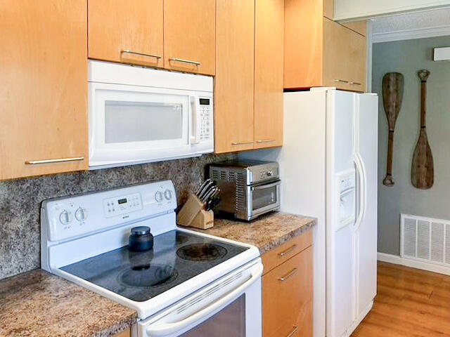 SPRING LAKE #2 - Residential