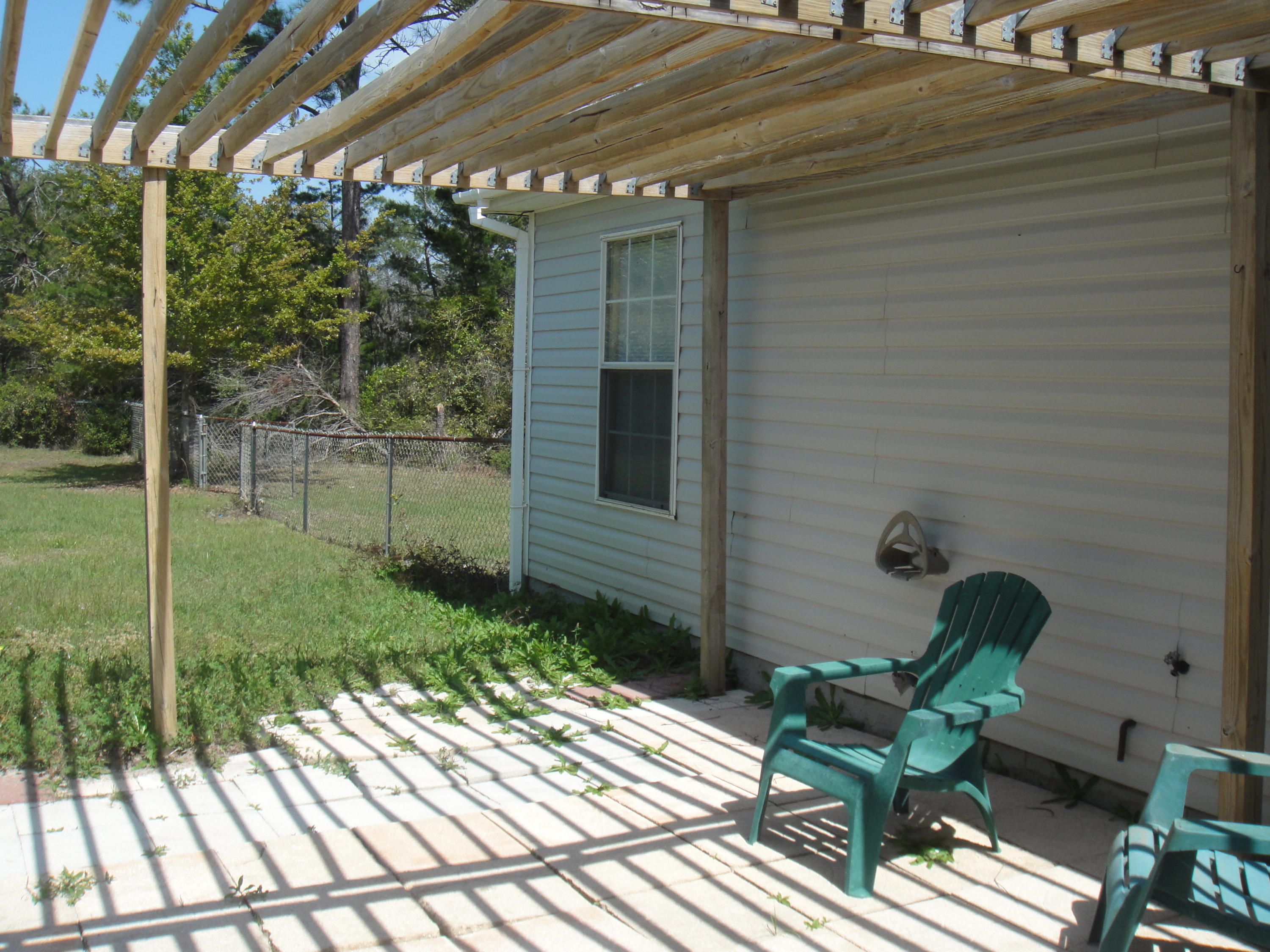 SAN PEDRO PLAZA - Residential Lease