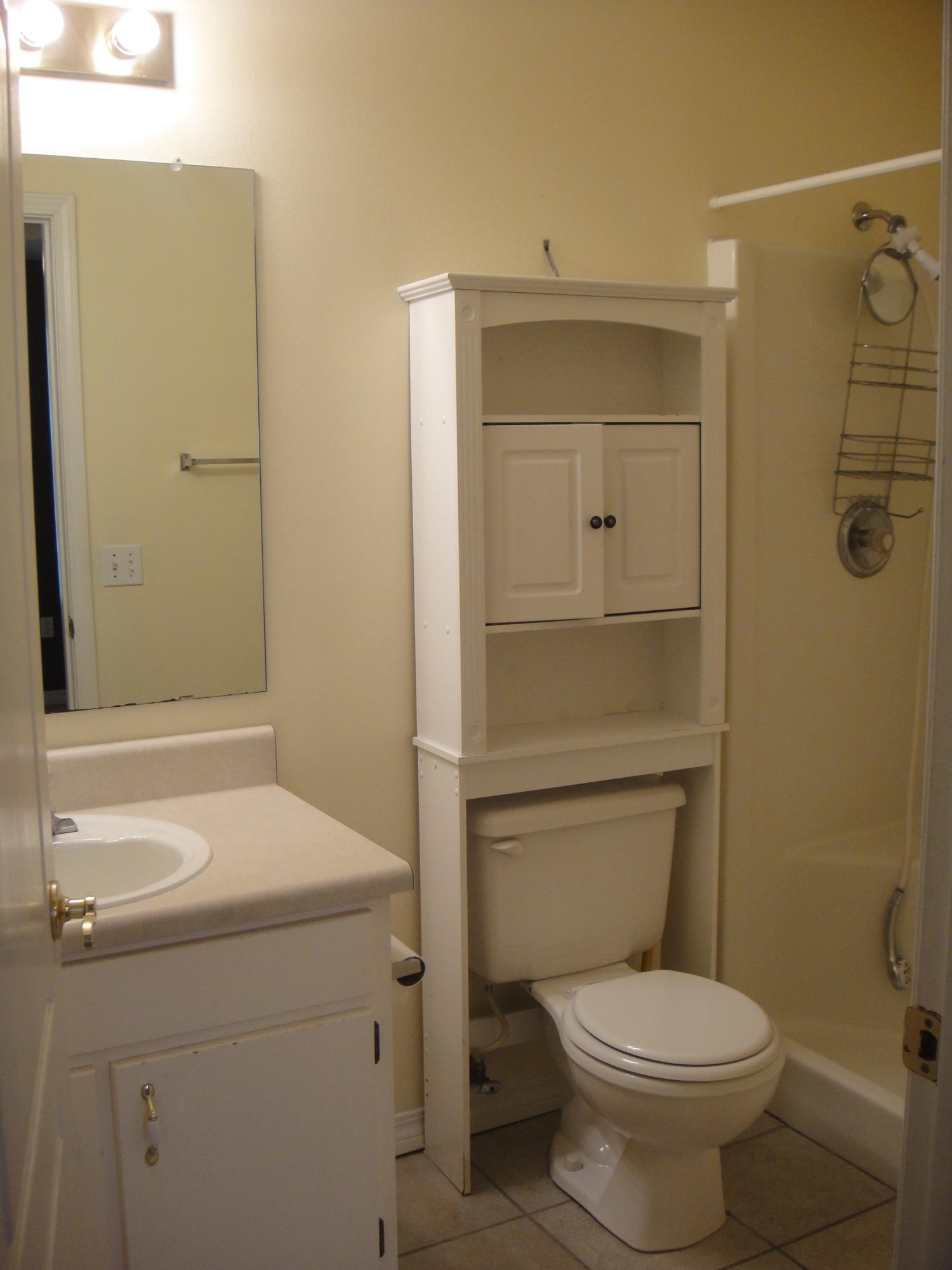 SAN PEDRO PLAZA - Residential Lease