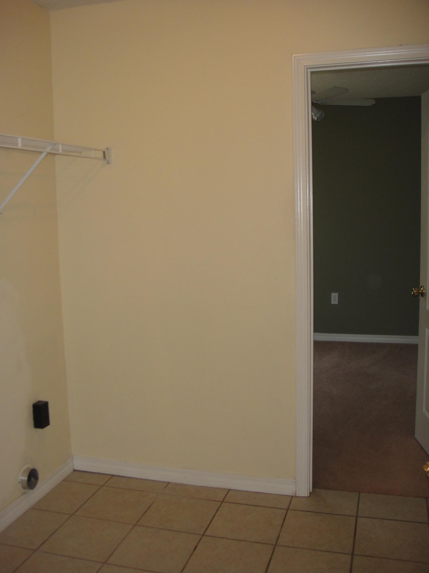 SAN PEDRO PLAZA - Residential Lease