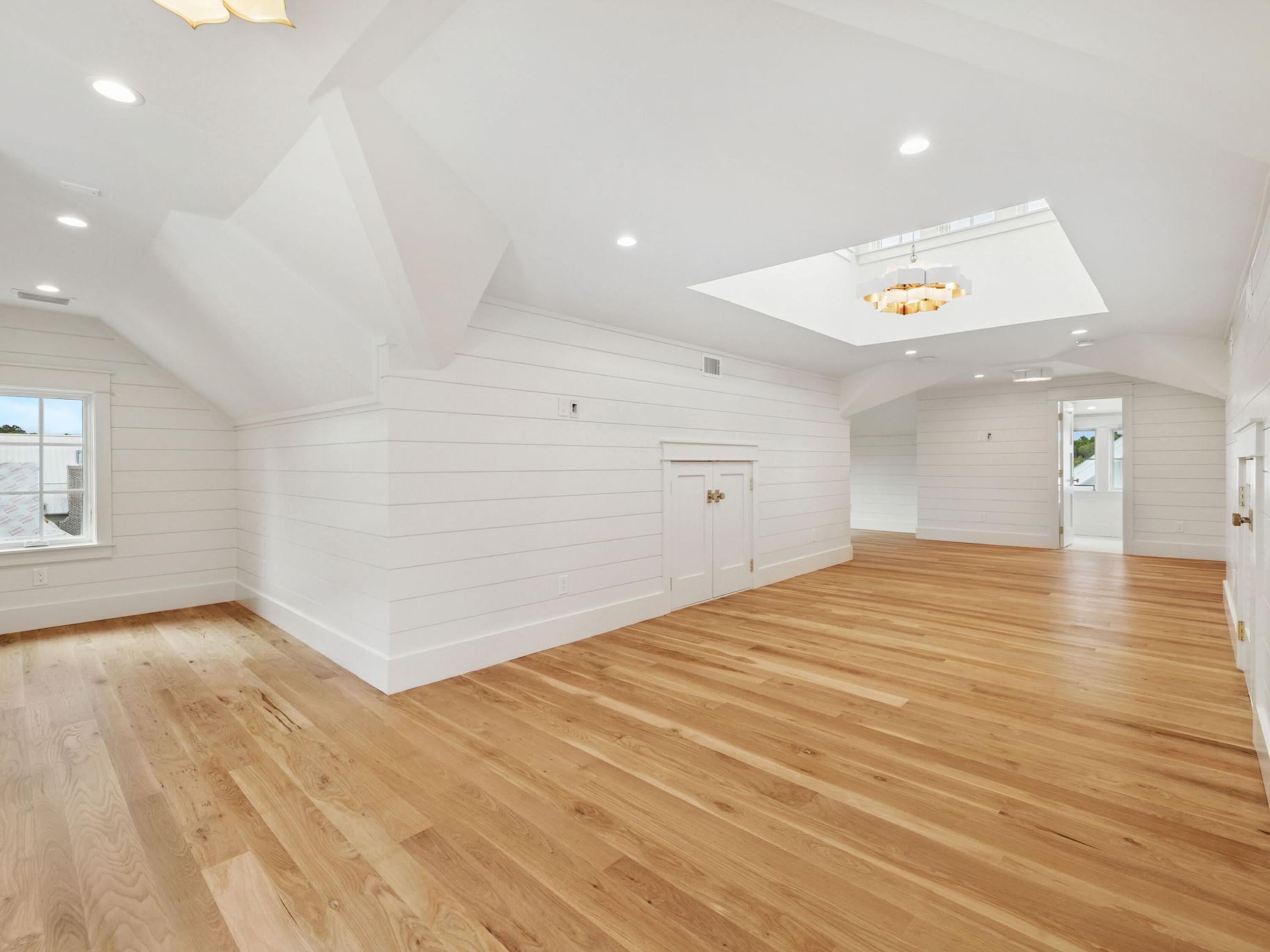 WATERCOLOR - Residential Lease