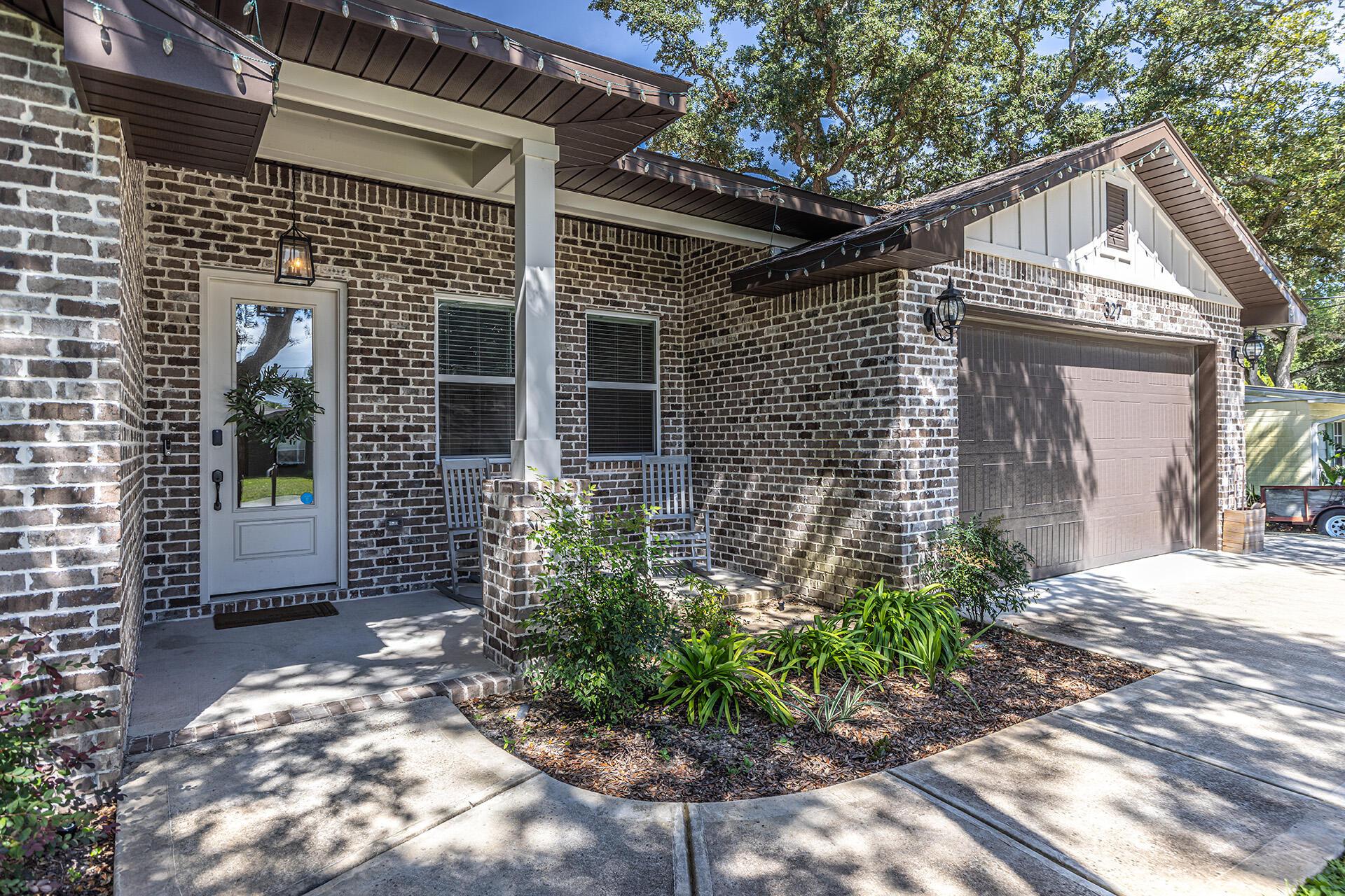 ELLIOTTS POINT 4TH ADDN - Residential