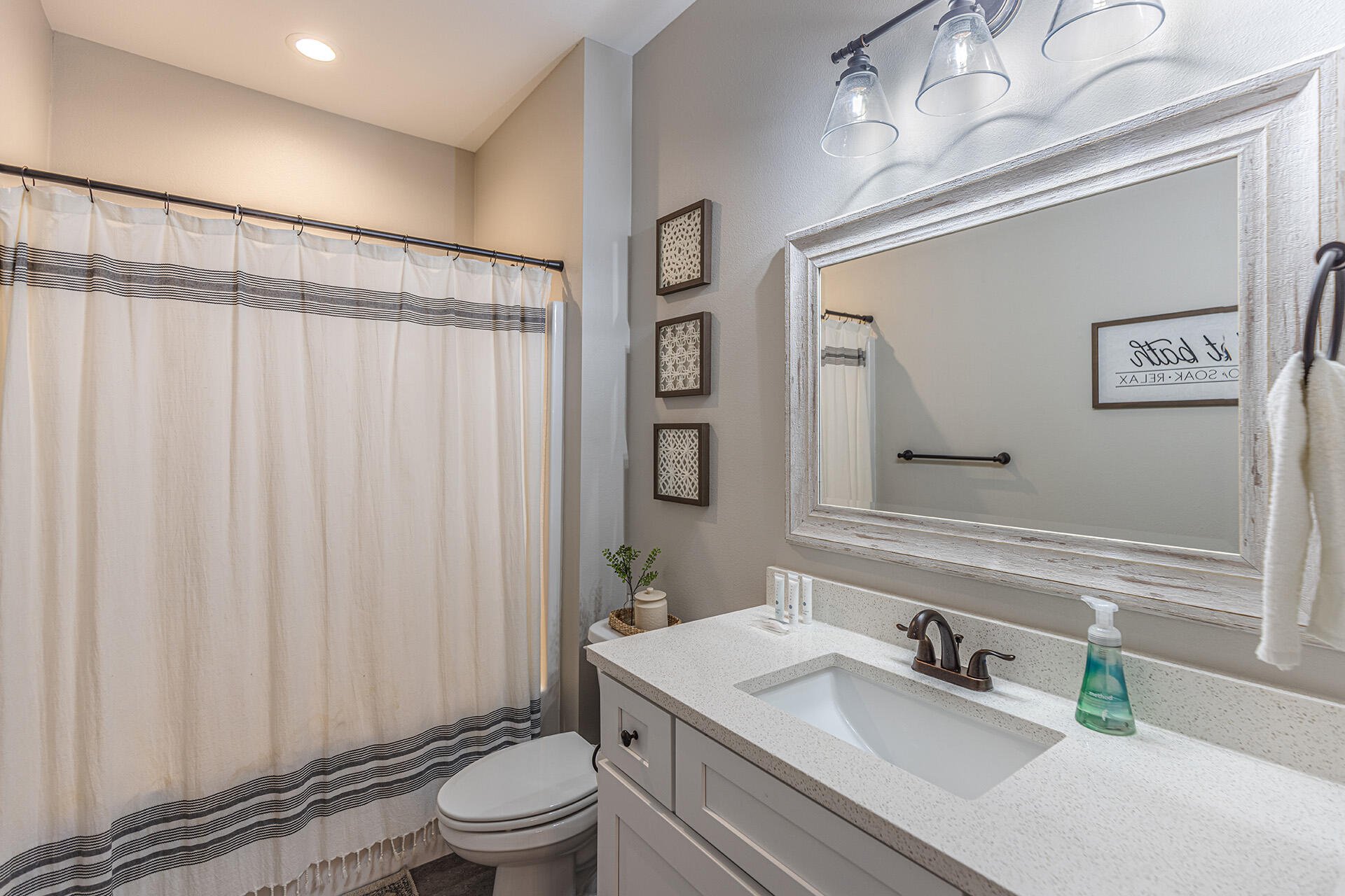 ELLIOTTS POINT 4TH ADDN - Residential