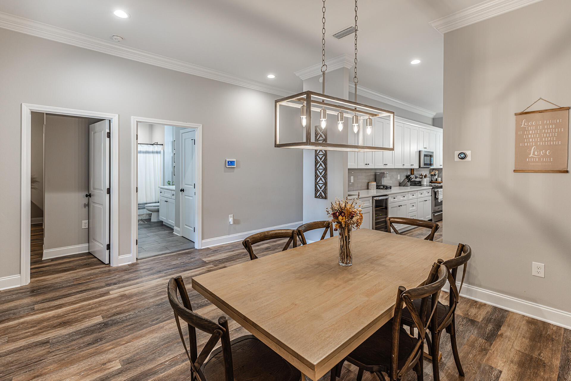 ELLIOTTS POINT 4TH ADDN - Residential