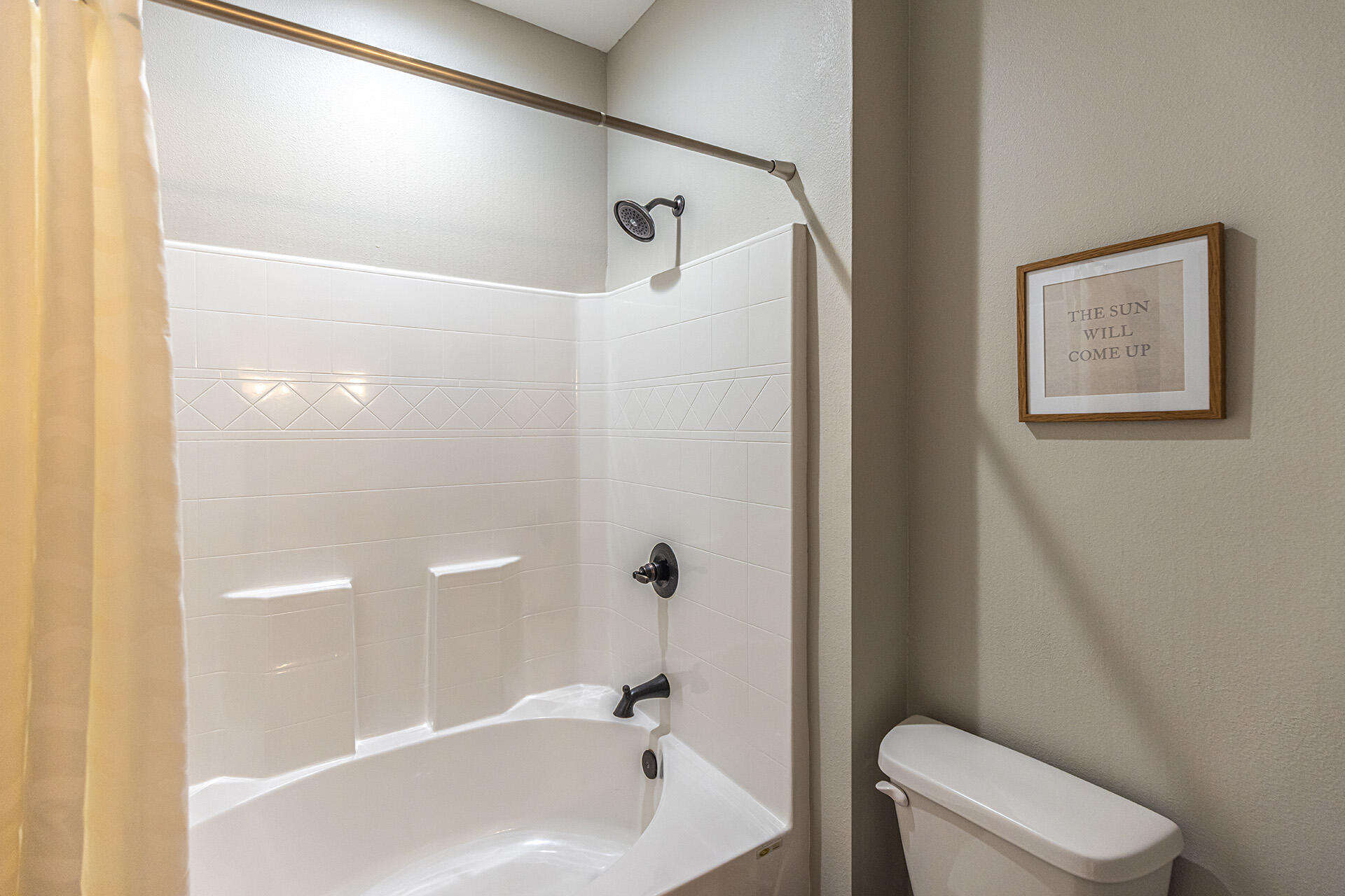 ELLIOTTS POINT 4TH ADDN - Residential