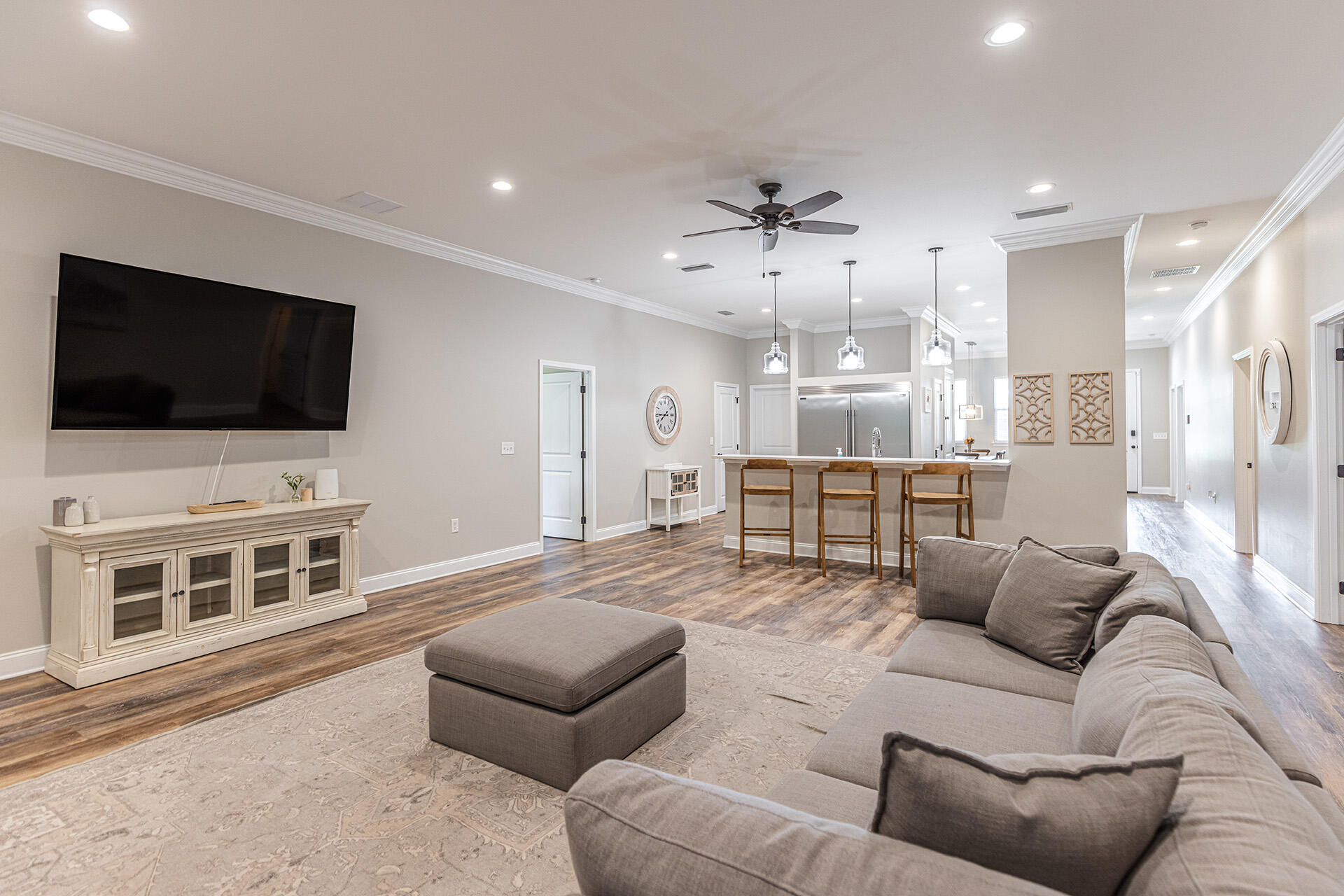 ELLIOTTS POINT 4TH ADDN - Residential