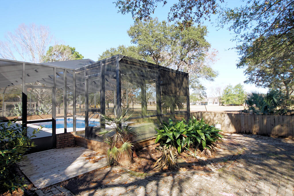 LAKE LORRAINE ESTATES 1 - Residential