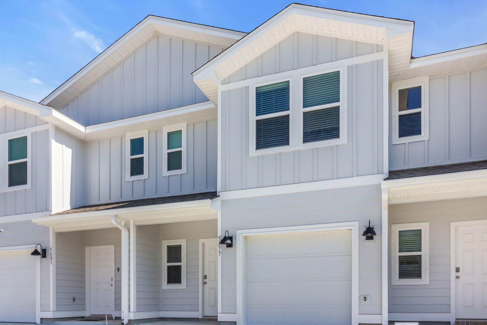 BRITTANY OAKS VILLAS - Residential Lease