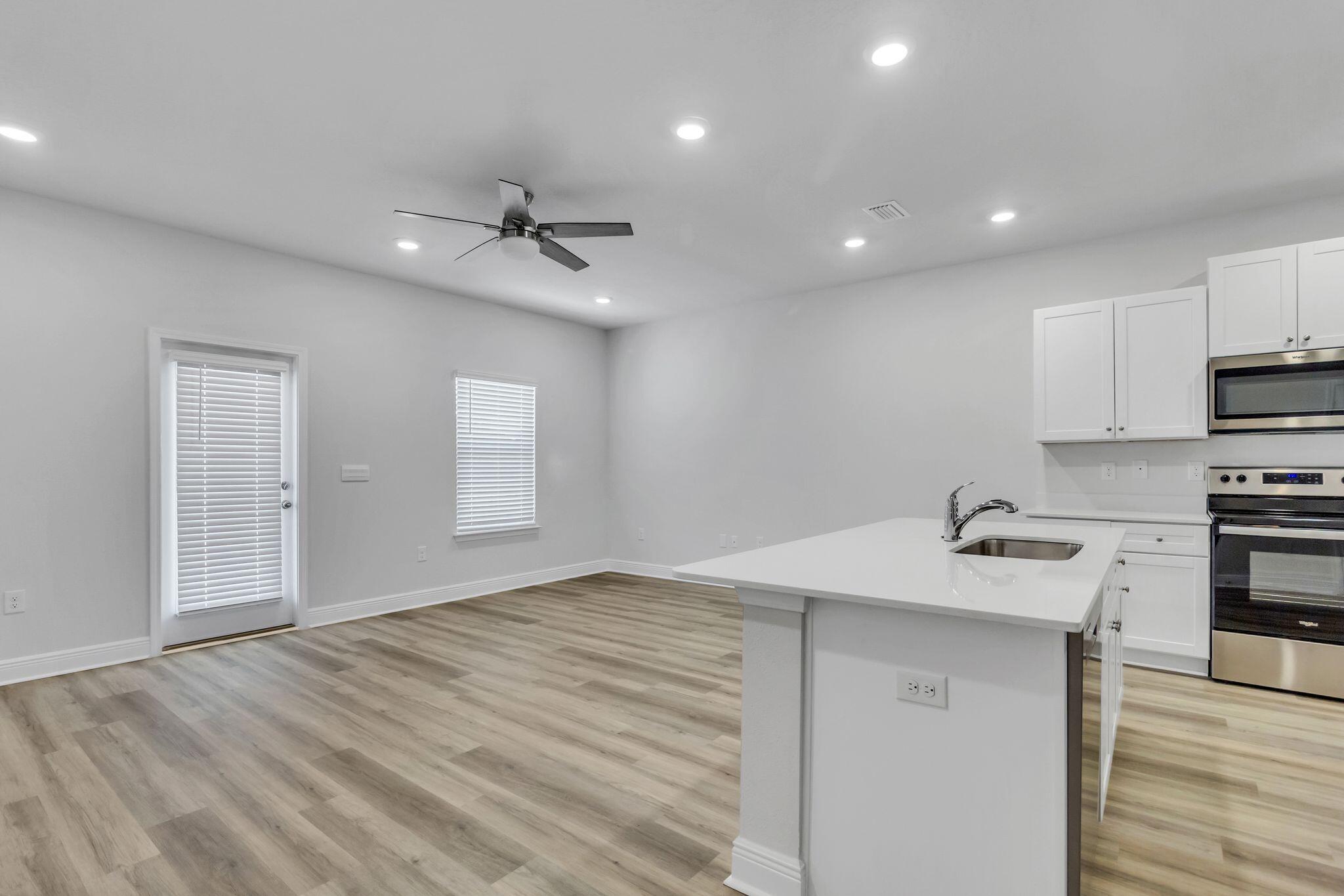 BRITTANY OAKS VILLAS - Residential Lease