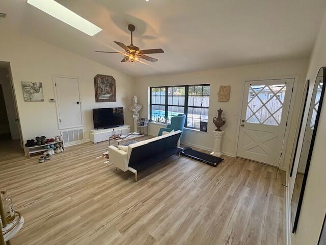 SHERWOOD FOREST - Residential Lease