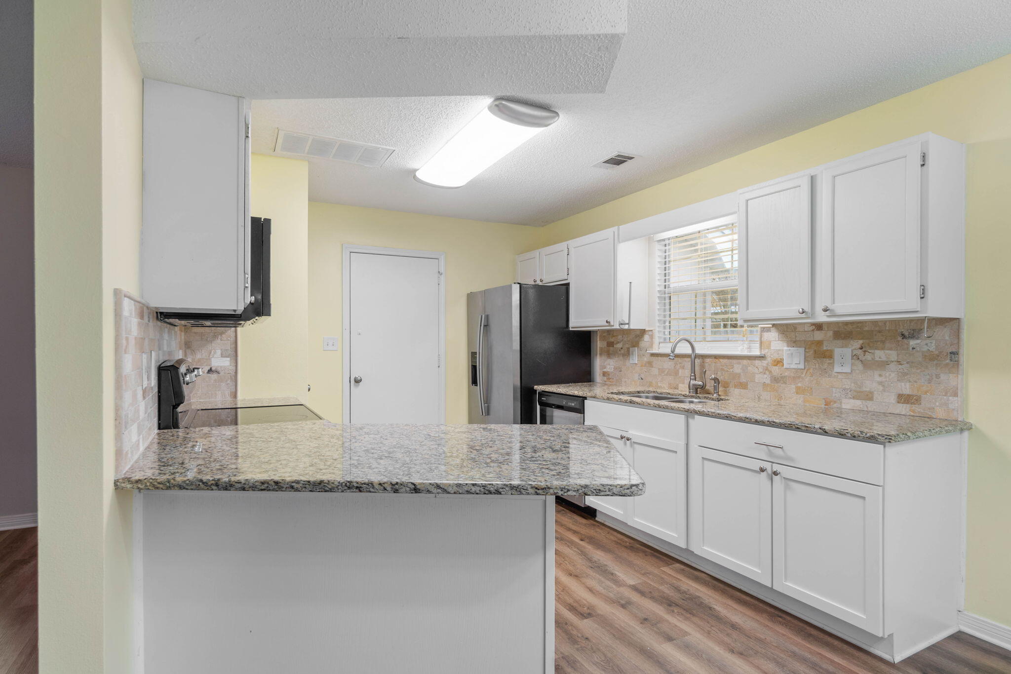 HIDDEN TRAILS PH 2 - Residential Lease